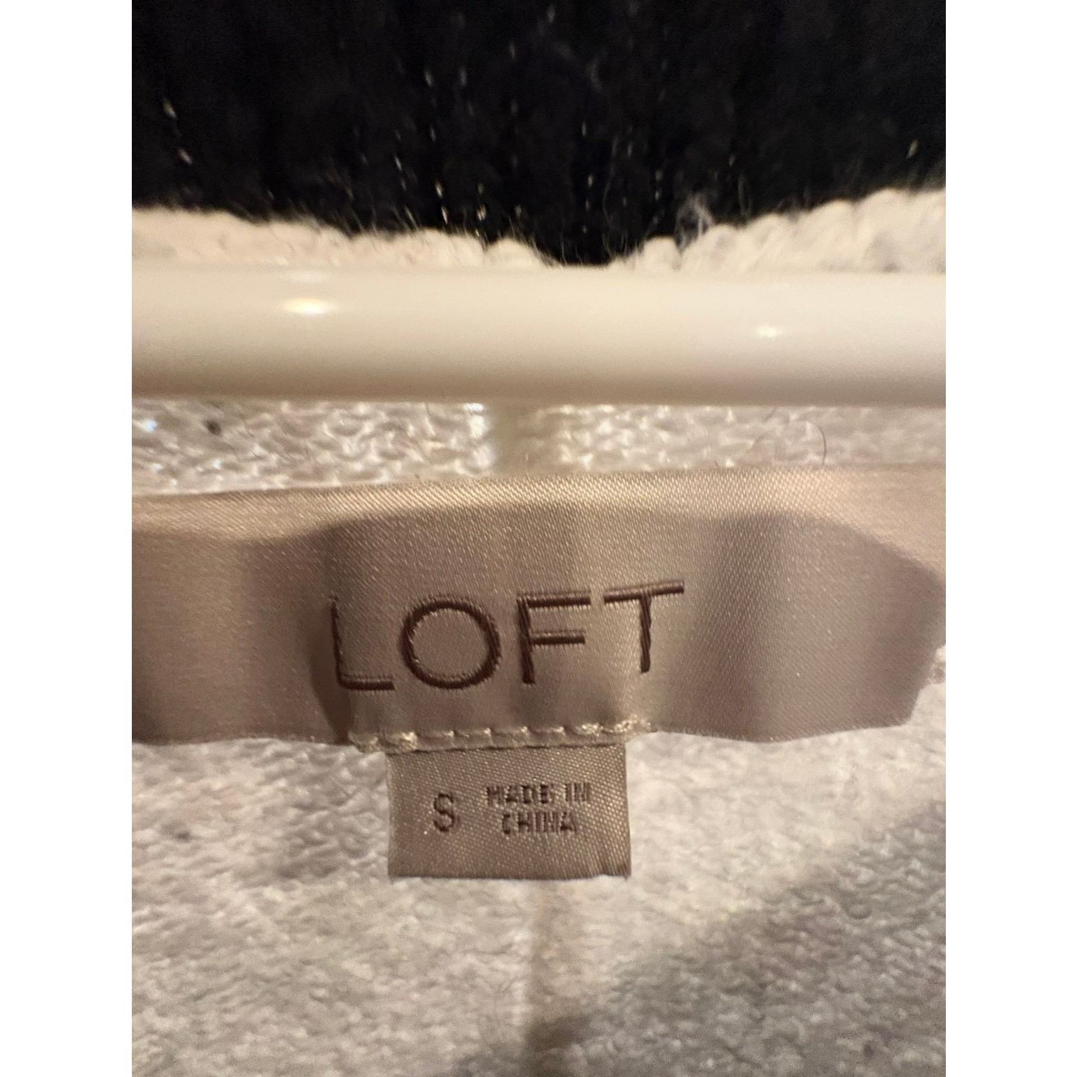 Loft LOFT Black White Striped Sweater Small V Neck Long Sleeve Size S / US 4 / IT 40 - 3 Thumbnail