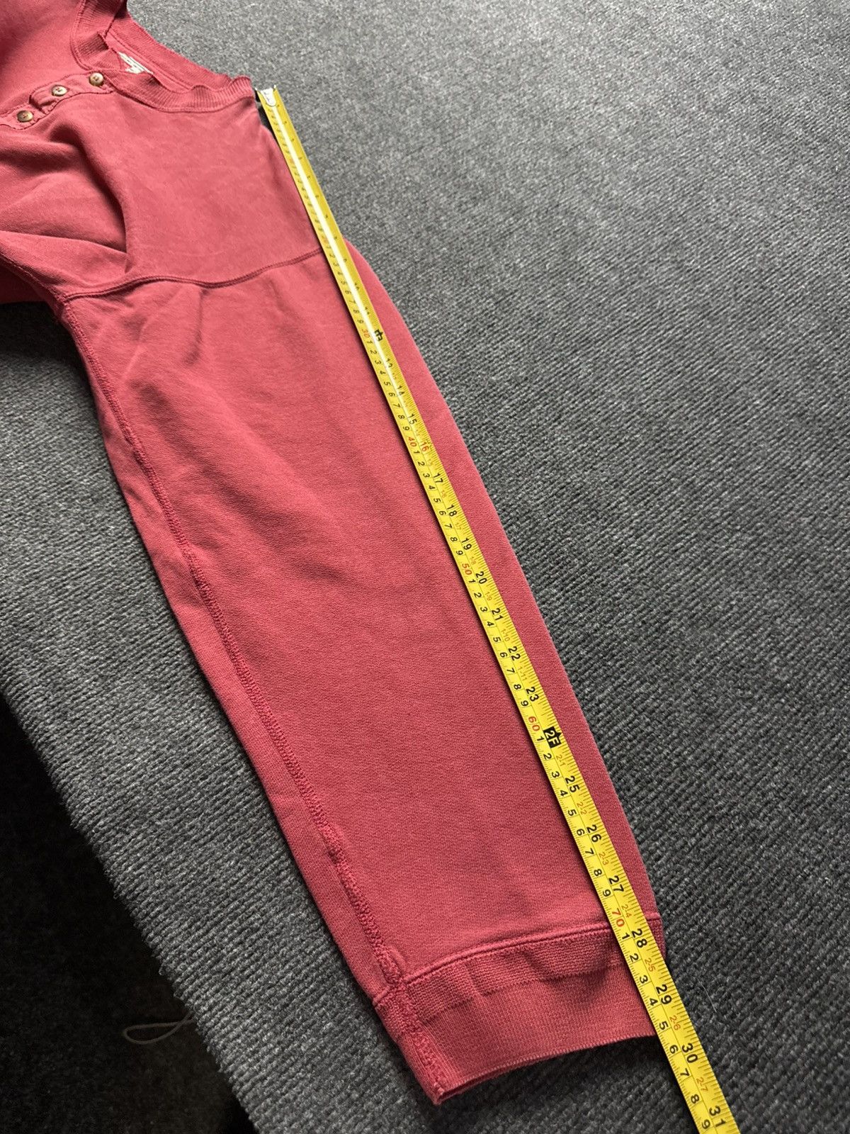 Levi's 90s Vintage Levi’s Red Henley Sweatshirt Made in Portugal Size US L / EU 52-54 / 3 - 20 Thumbnail
