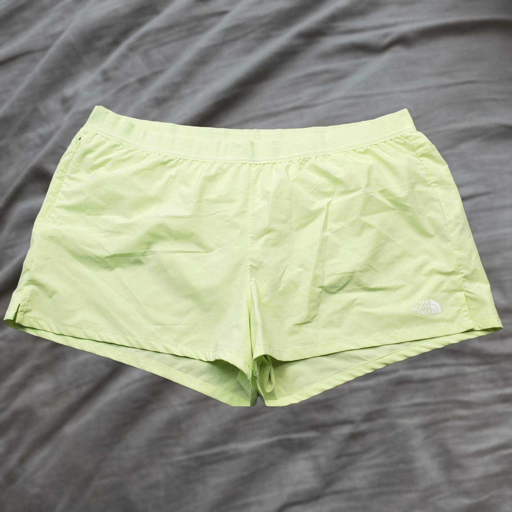 The North Face The North Face Running Shorts Women XXL Green Brief Lined Athletic Elastic Waist Size 40" / US 18 - 1 Thumbnail