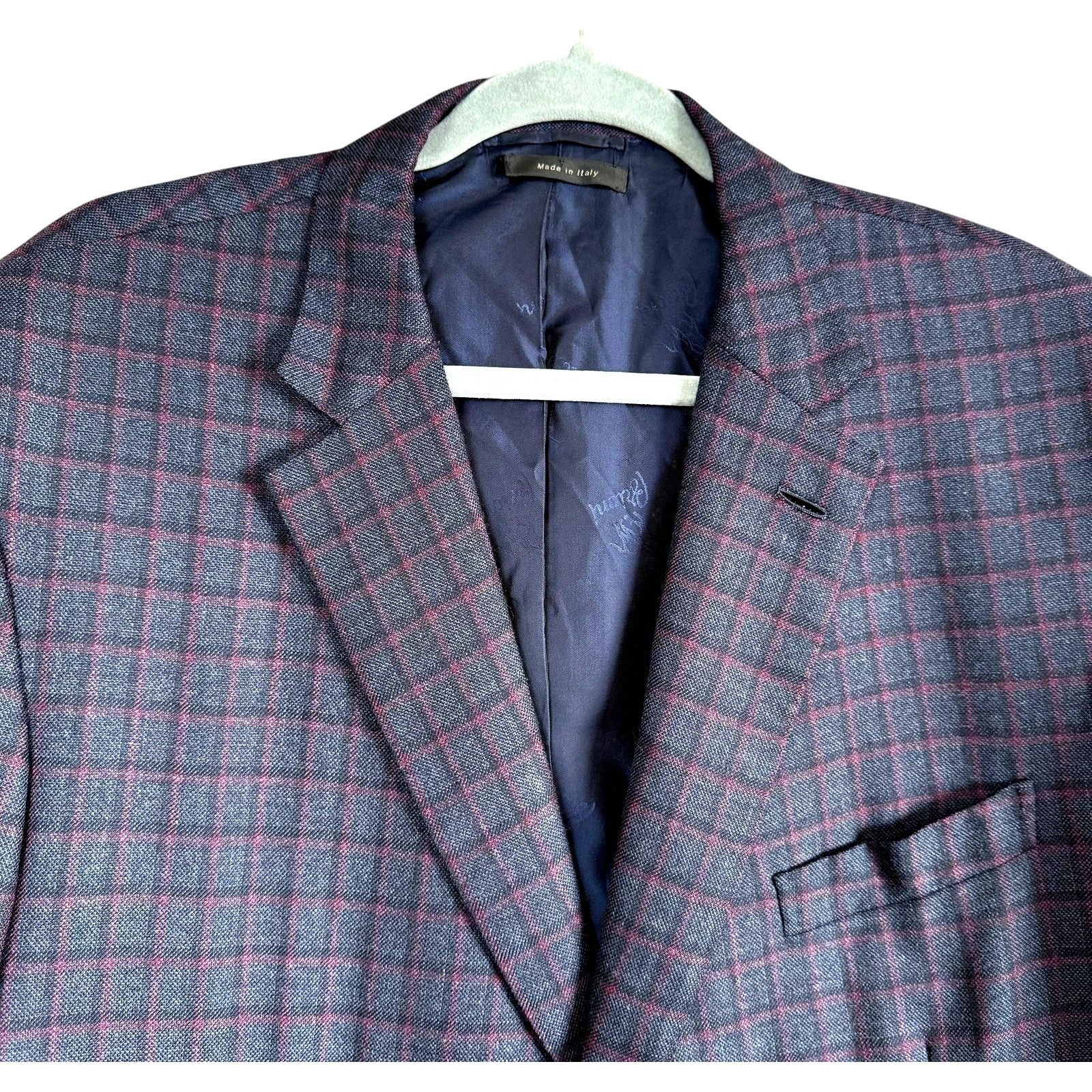 Brioni Brioni Blazer Two Button Closure Wool Notch Lapels Size 48R Size US M / EU 48-50 / 2 - 2 Thumbnail