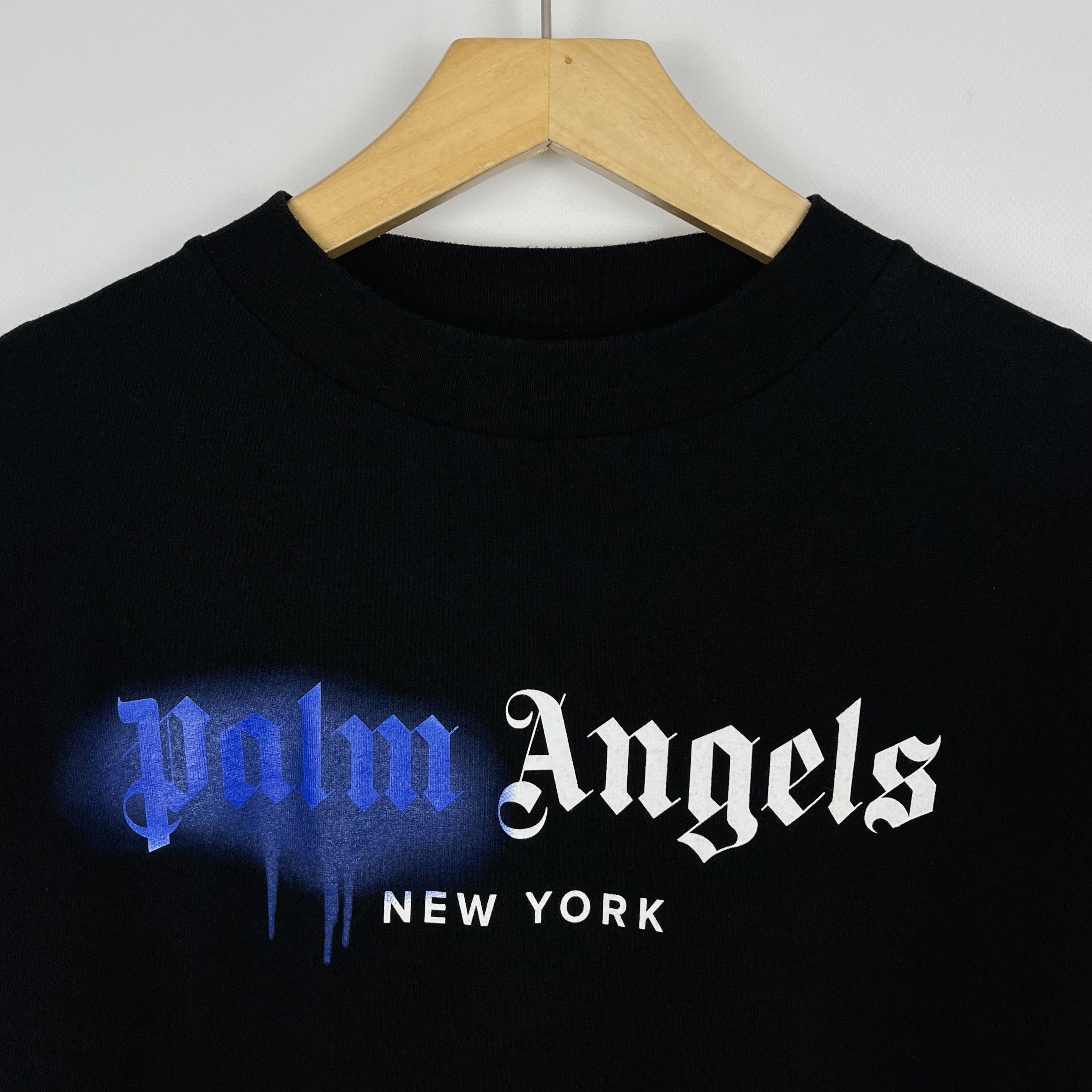 Palm Angels Palm Angels New York Sprayed Big Logo T Shirt Size US L / EU 52-54 / 3 - 6 Thumbnail