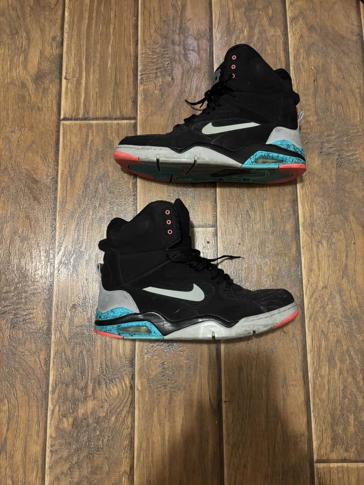 Nike Nike Air Command Force Spurs Size US 13 / EU 46 - 2 Thumbnail