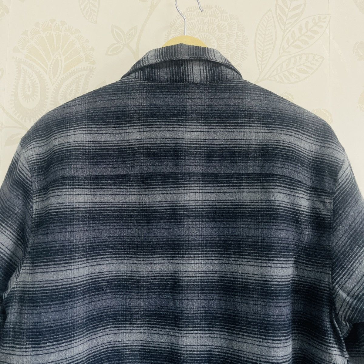 Engineered Garments NIKE Quilted Engineered Garments Buttons Jacket Dual Layer Size US L / EU 52-54 / 3 - 21 Thumbnail