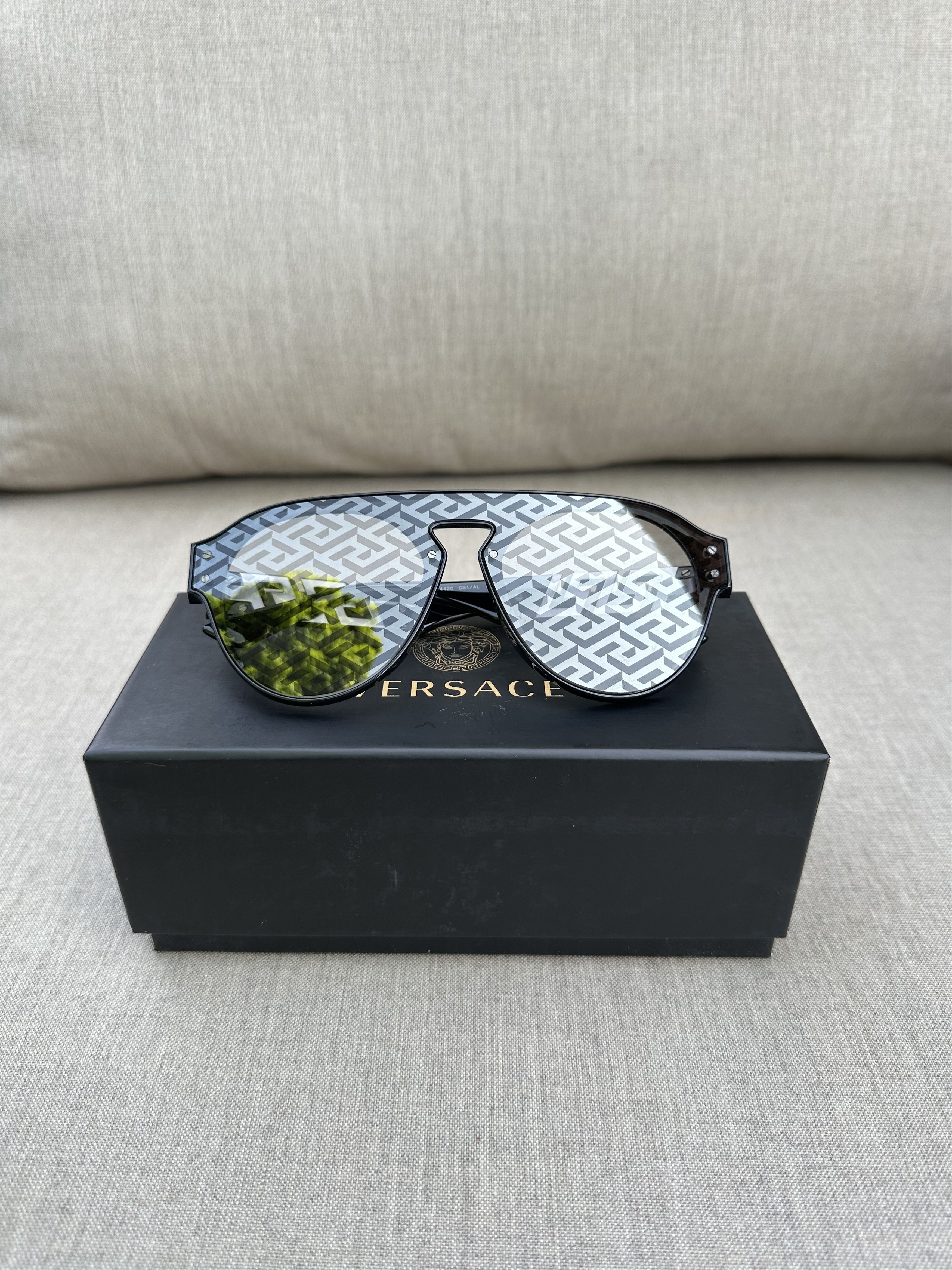 Versace 🕶️ Versace VE4420 Monogram Sunglasses – Brand New Size ONE SIZE - 1 Thumbnail