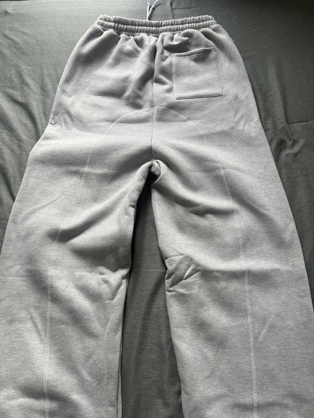 Greedy Unit Greedy Unit Plus One Grey Target Sweatpants Size Medium Size US 32 / EU 48 - 6 Thumbnail