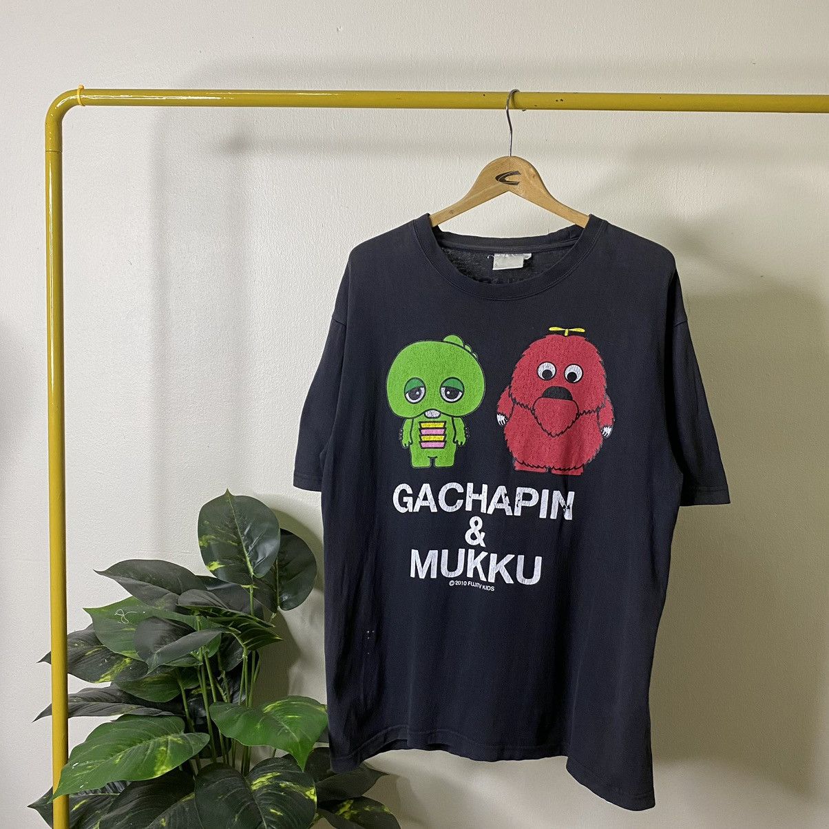 Anime × Japanese Brand × Vintage Vintage 2010 Gachapin & Mukku Anime Fuji TV Kids Tee Size US L / EU 52-54 / 3 - 1 Thumbnail