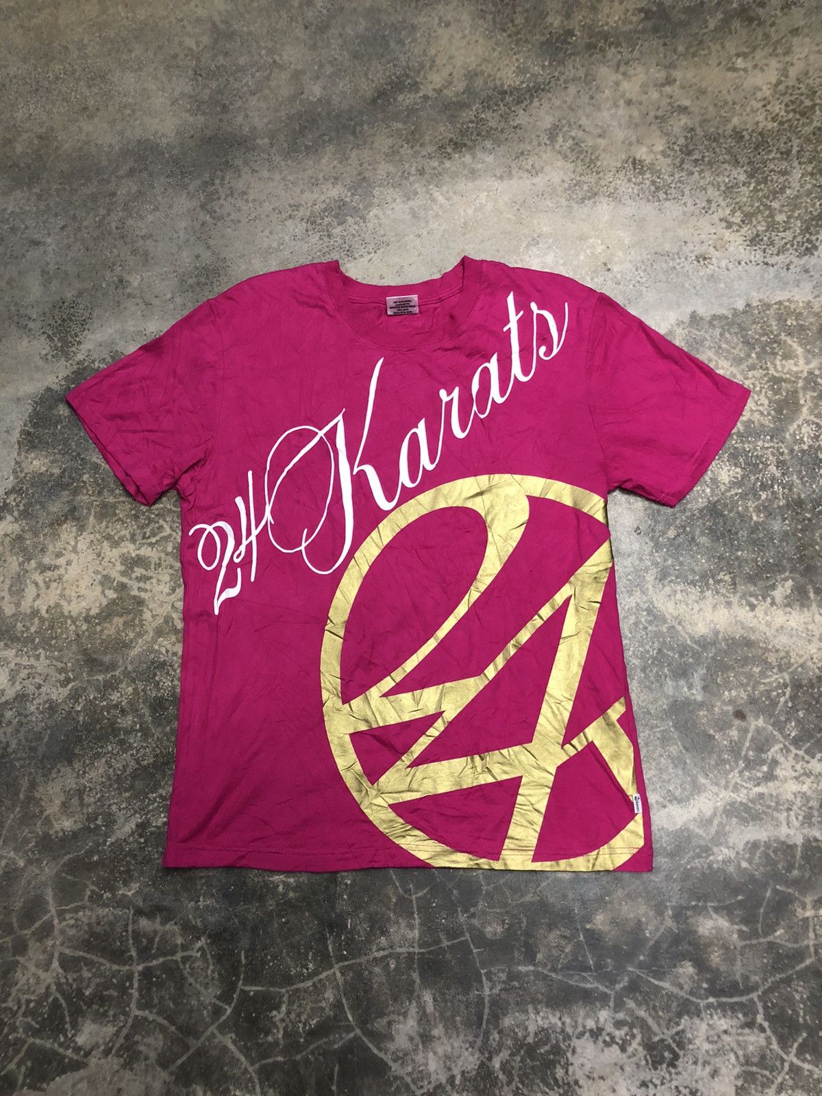 image of Vintage Y2K 24Karats Stay Gold Big Logo Tee in Pink, Men's (Size Medium)