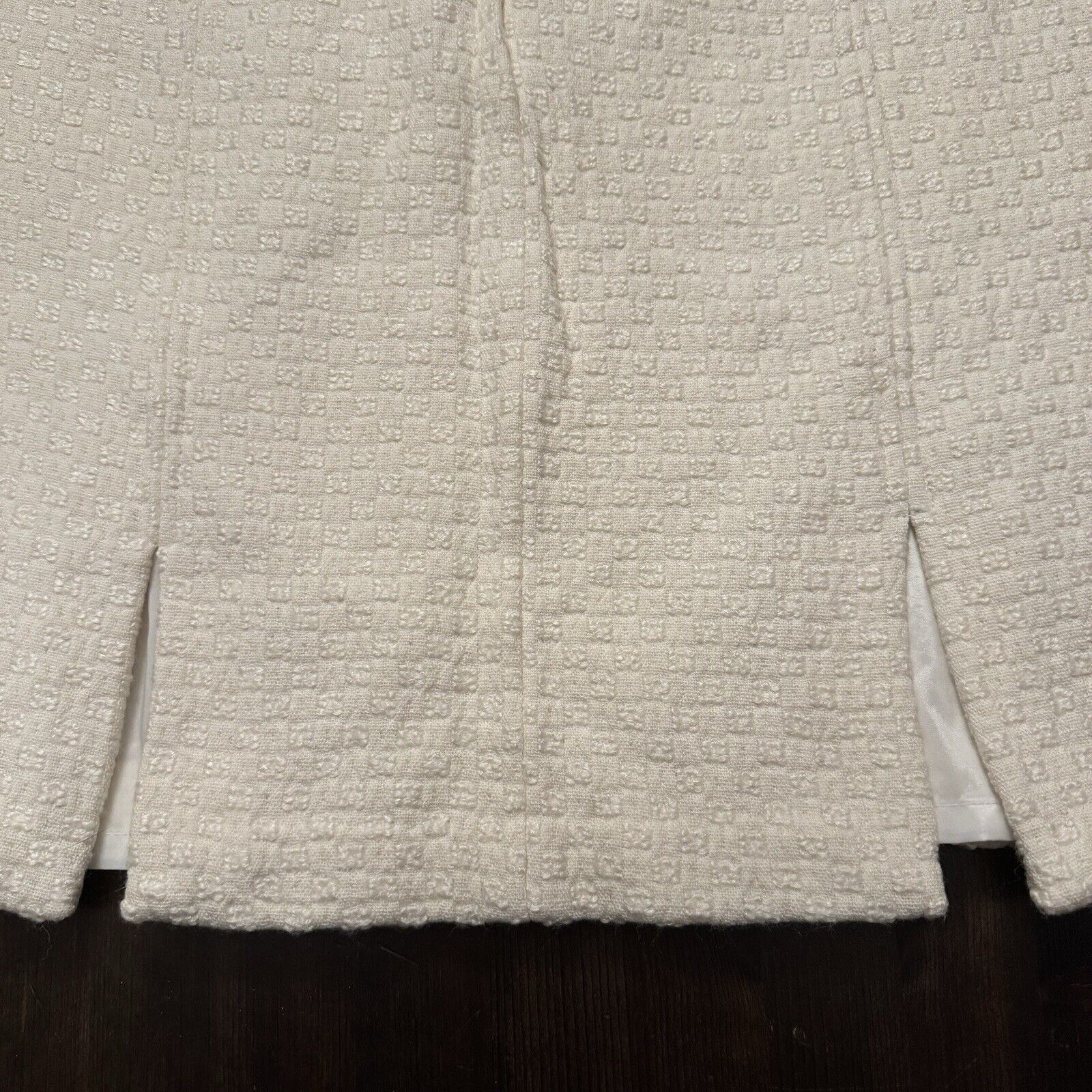 Banana Republic Banana Republic Size 14 Lined Winter White Pencil Skirt Size 36" / US 14 / IT 50 - 4 Thumbnail