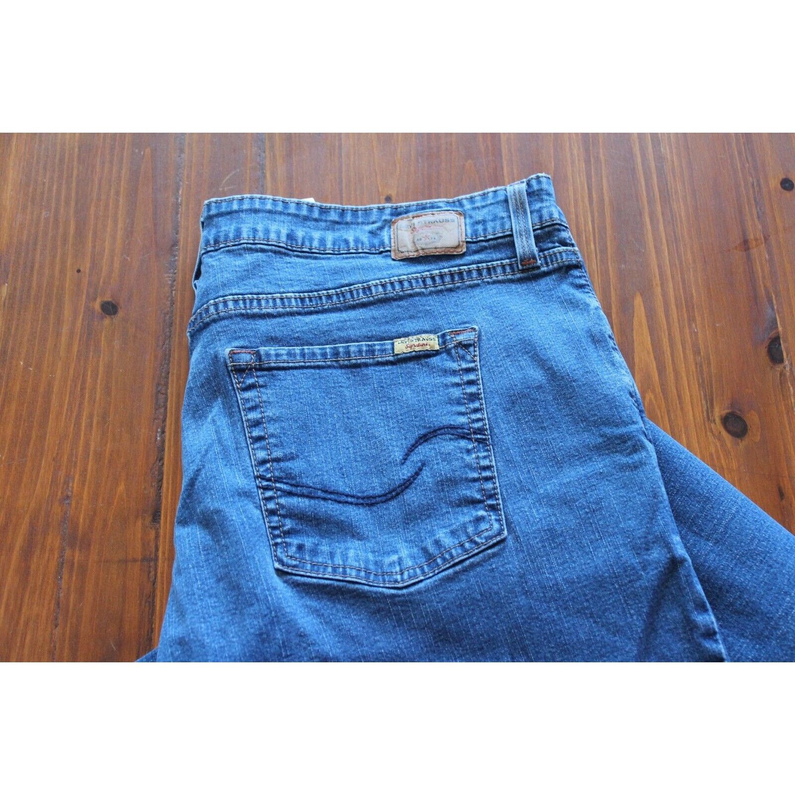 Levi's Levi Strauss "Signature" Midrise Bootcut Denim Jeans W-20W Size 42" / US 20 - 2 Thumbnail