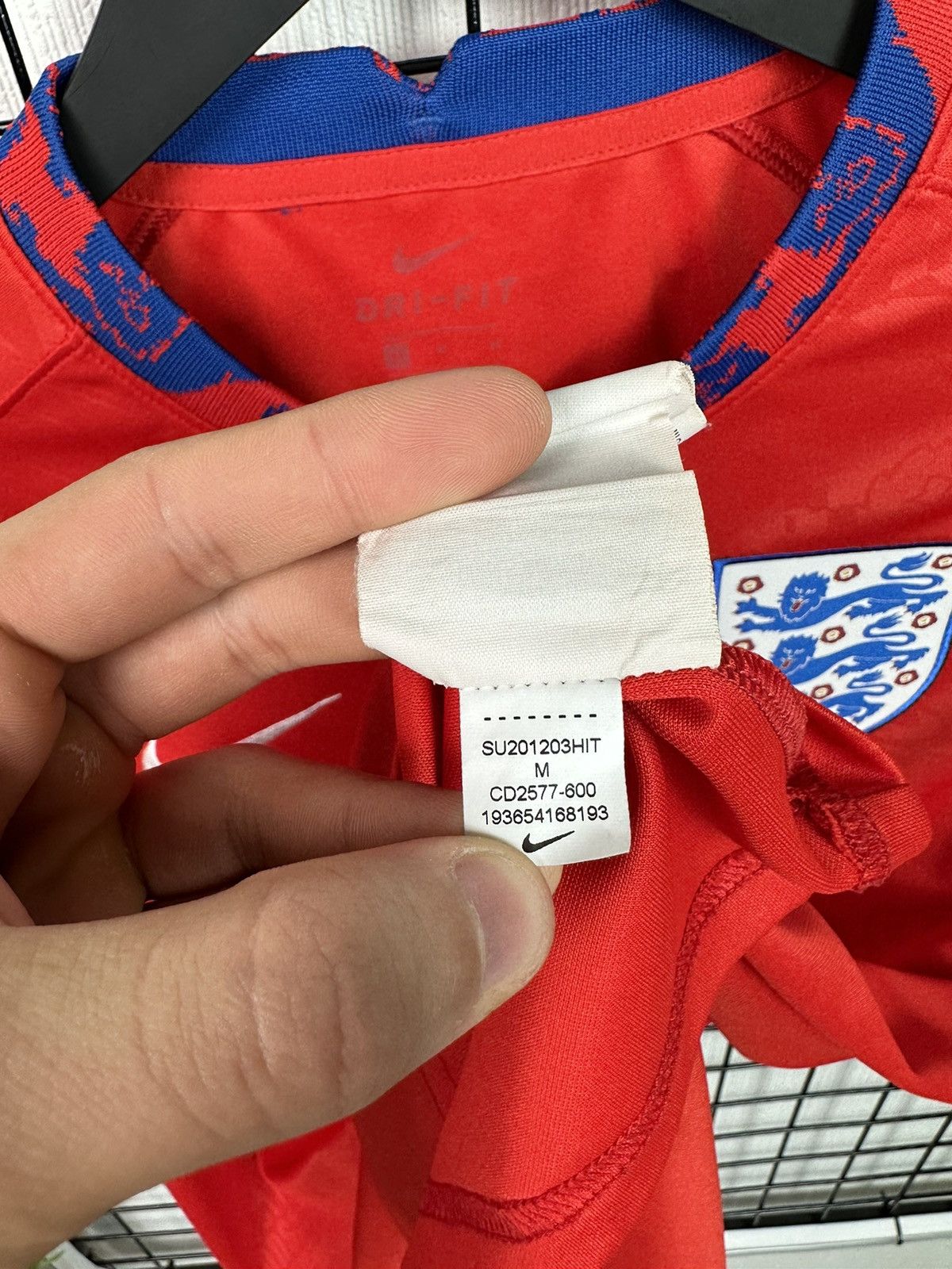 Nike England jersey kit 2020 2021 Nike training National team Men Size US M / EU 48-50 / 2 - 13 Thumbnail