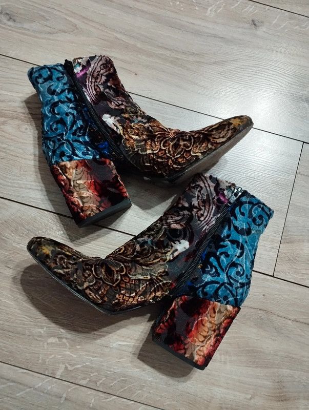Other Strategia Italy luxury Italian ankle boots size 39 Size US 9 / IT 39 - 6 Thumbnail