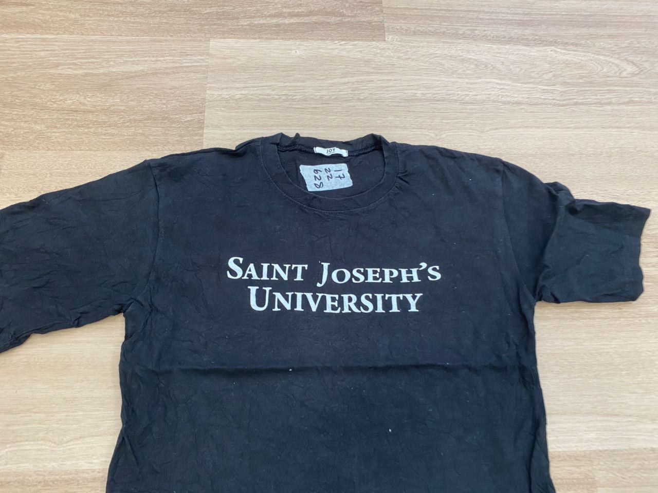 Other joy saint joseph univercity tshirt big logo Size US S / EU 44-46 / 1 - 2 Thumbnail