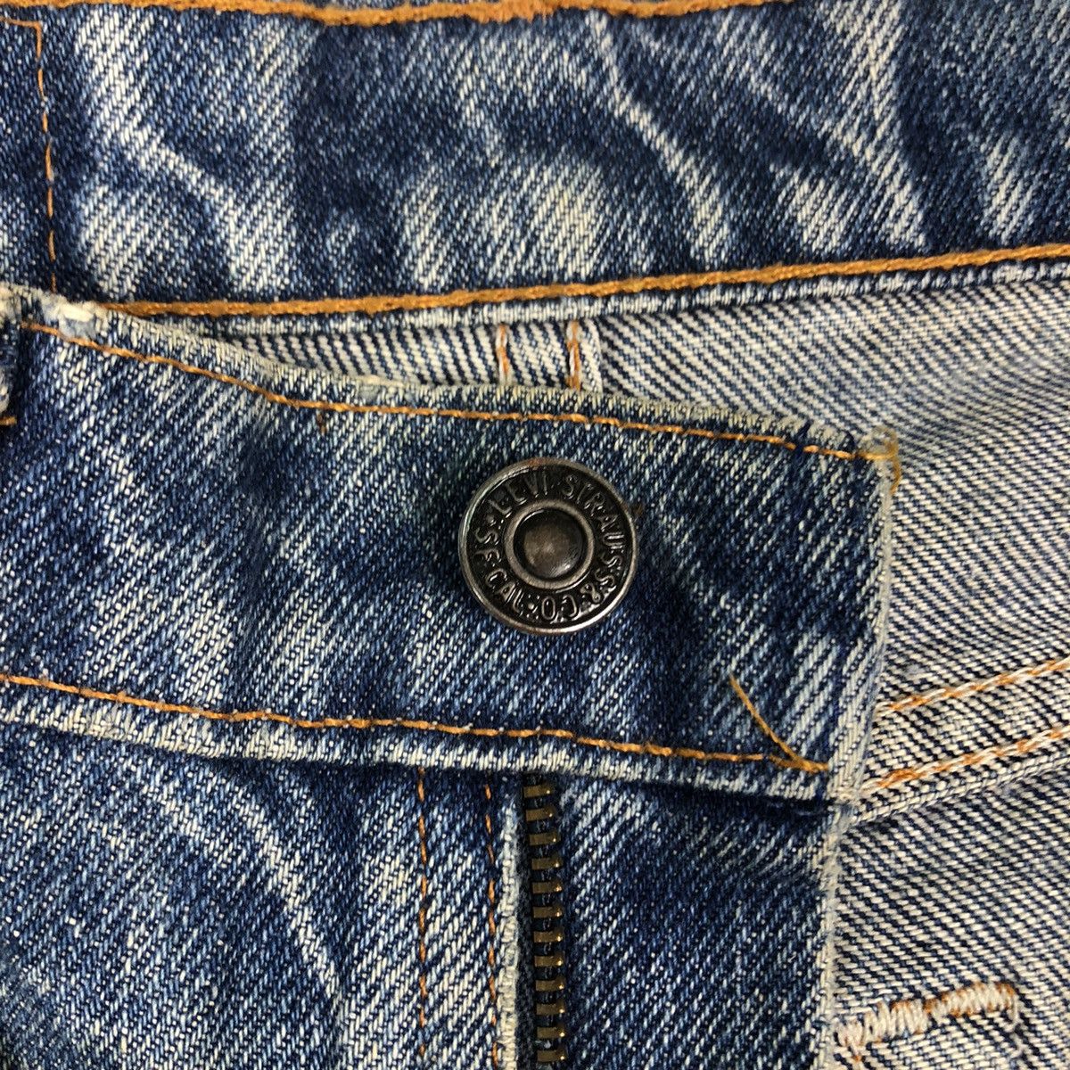 Levi's 🔥Vintage Distressed Denim Jeans Levi’s Size US 32 / EU 48 - 16 Thumbnail