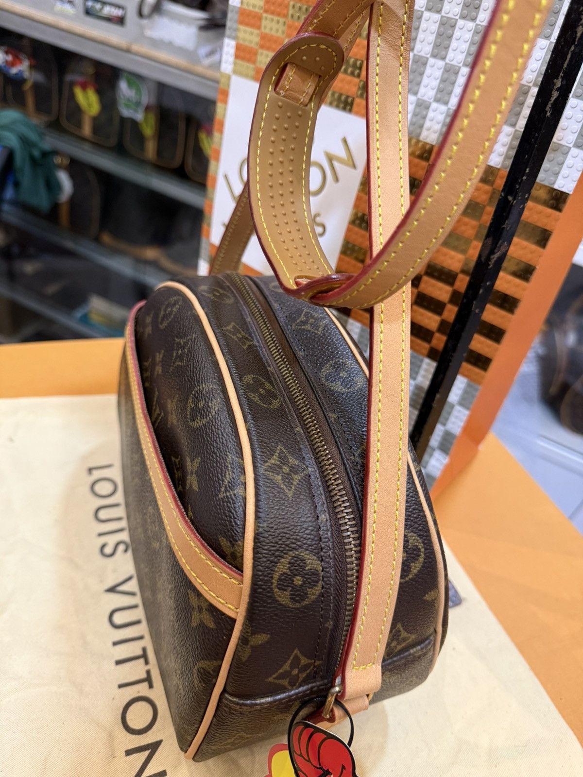 Louis Vuitton Blois -2144 Size ONE SIZE - 7 Thumbnail
