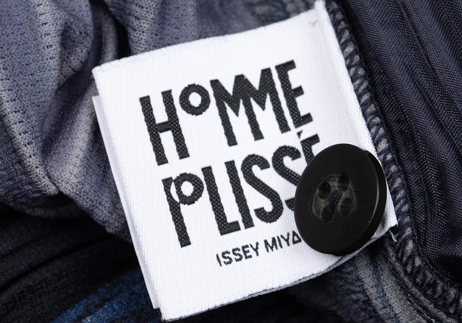 Issey Miyake Pleated Stripe Trousers in Navy Blue and Other Colors Size US 36 / EU 52 - 12 Thumbnail