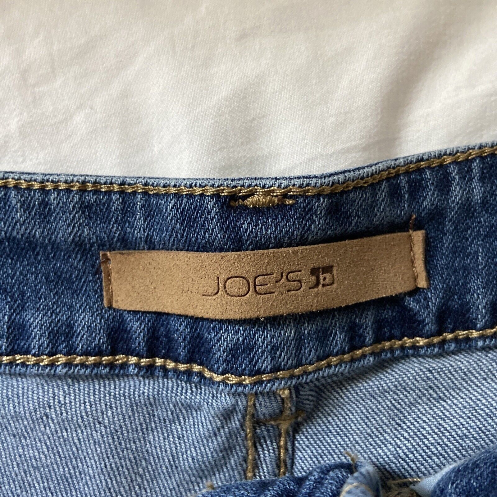 Joe's Joe's Jeans Frayed Denim Cut-Off Shorts Fae 27 NWOT Size 27" / US 4 / IT 40 - 3 Thumbnail