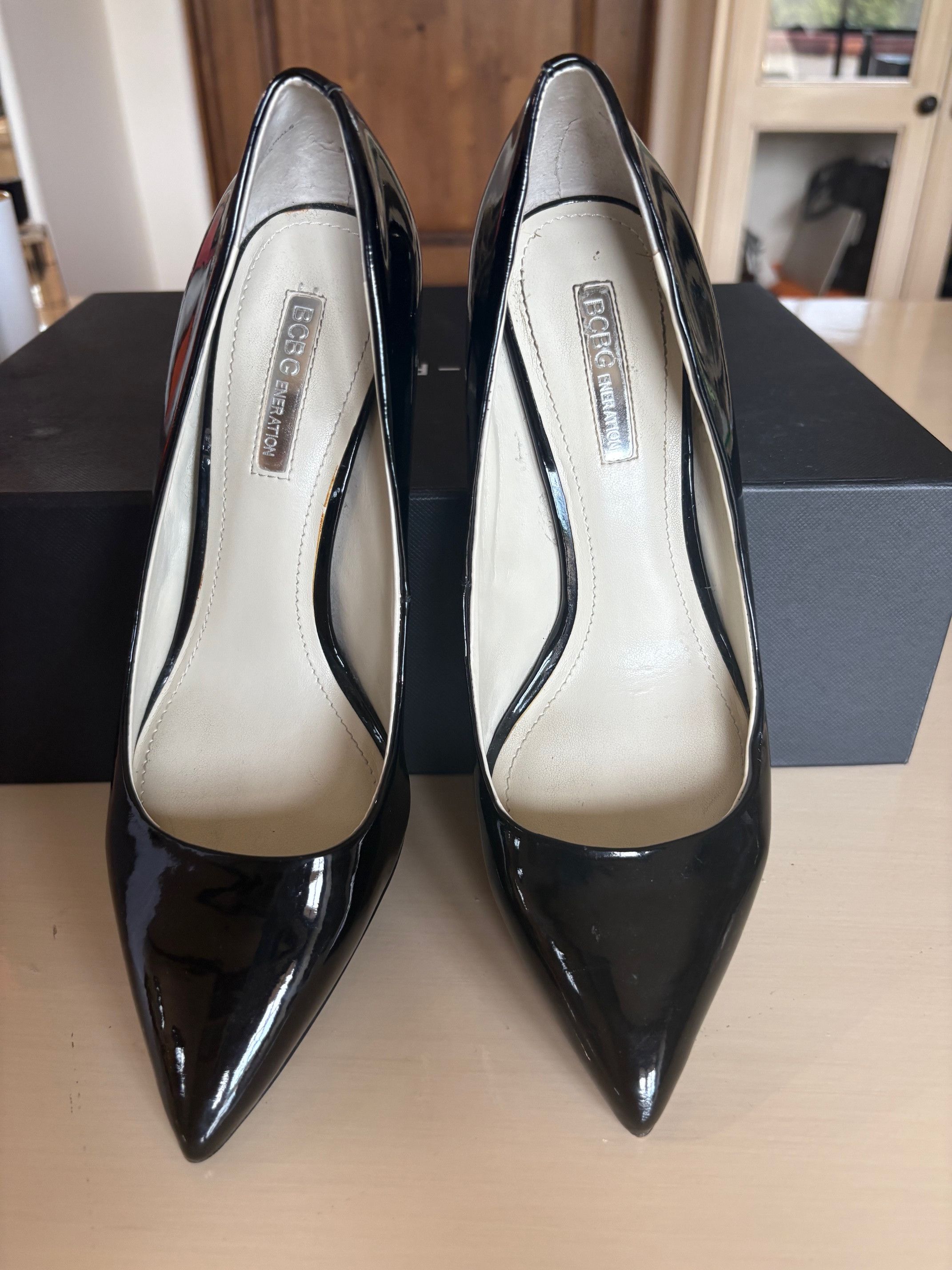 BCBGeneration Bcbgeneration Black patent heels Size US 7 / IT 37 - 2 Thumbnail