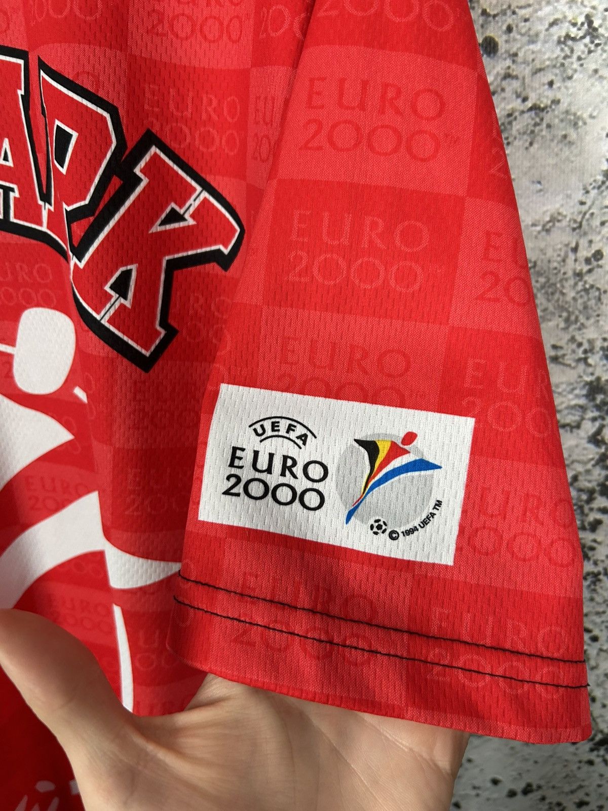 Vintage Vintage Euro 2000 Denmark Soccer Jersey Football World Cup Size US L / EU 52-54 / 3 - 6 Thumbnail