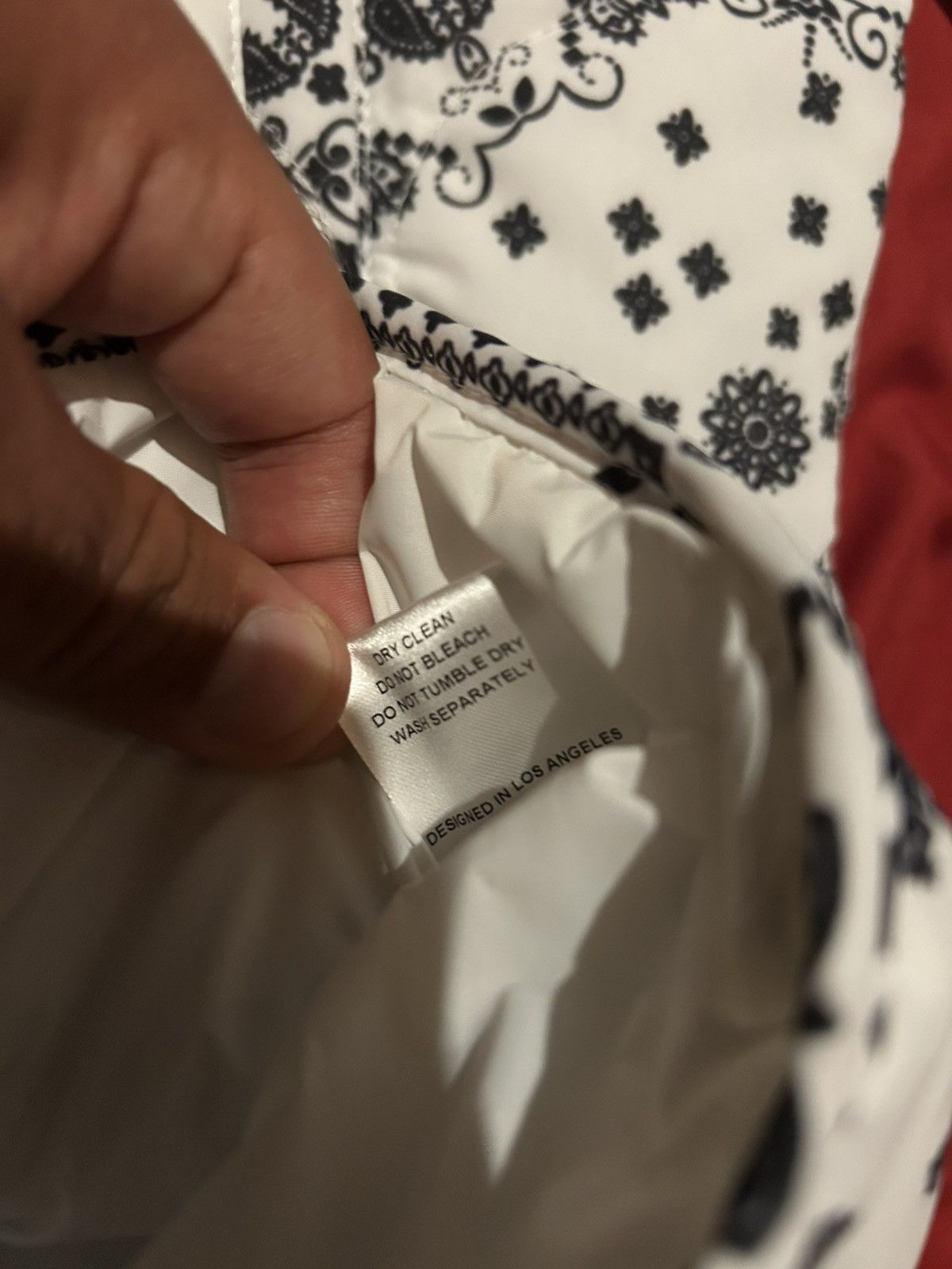 Other Y.T.G Paisley Puffer Size US M / EU 48-50 / 2 - 3 Thumbnail