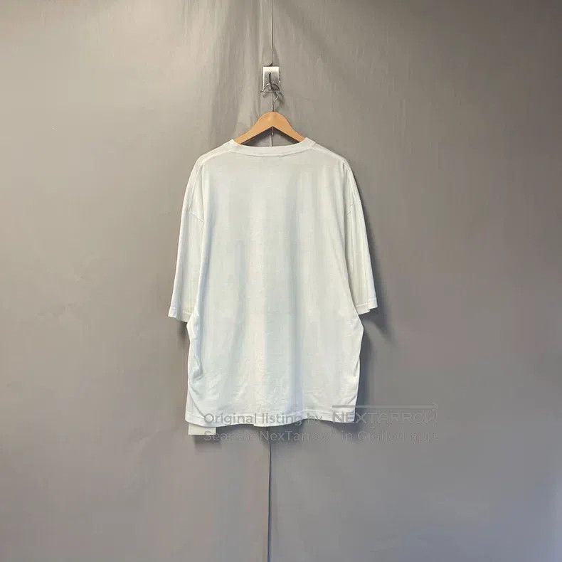 Balenciaga Balenciaga Seven Languages Loose Fit White Short Sleeve Size US XS / EU 42 / 0 - 2 Thumbnail