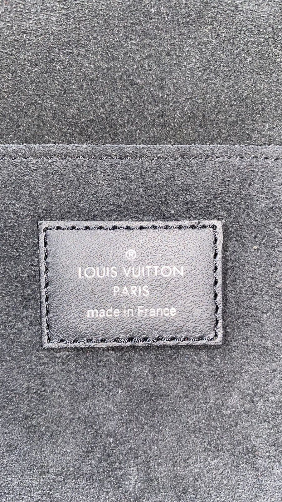 Louis Vuitton × Supreme Louis Vuitton X Supreme Pochette Black EPI Leather Size ONE SIZE - 11 Thumbnail