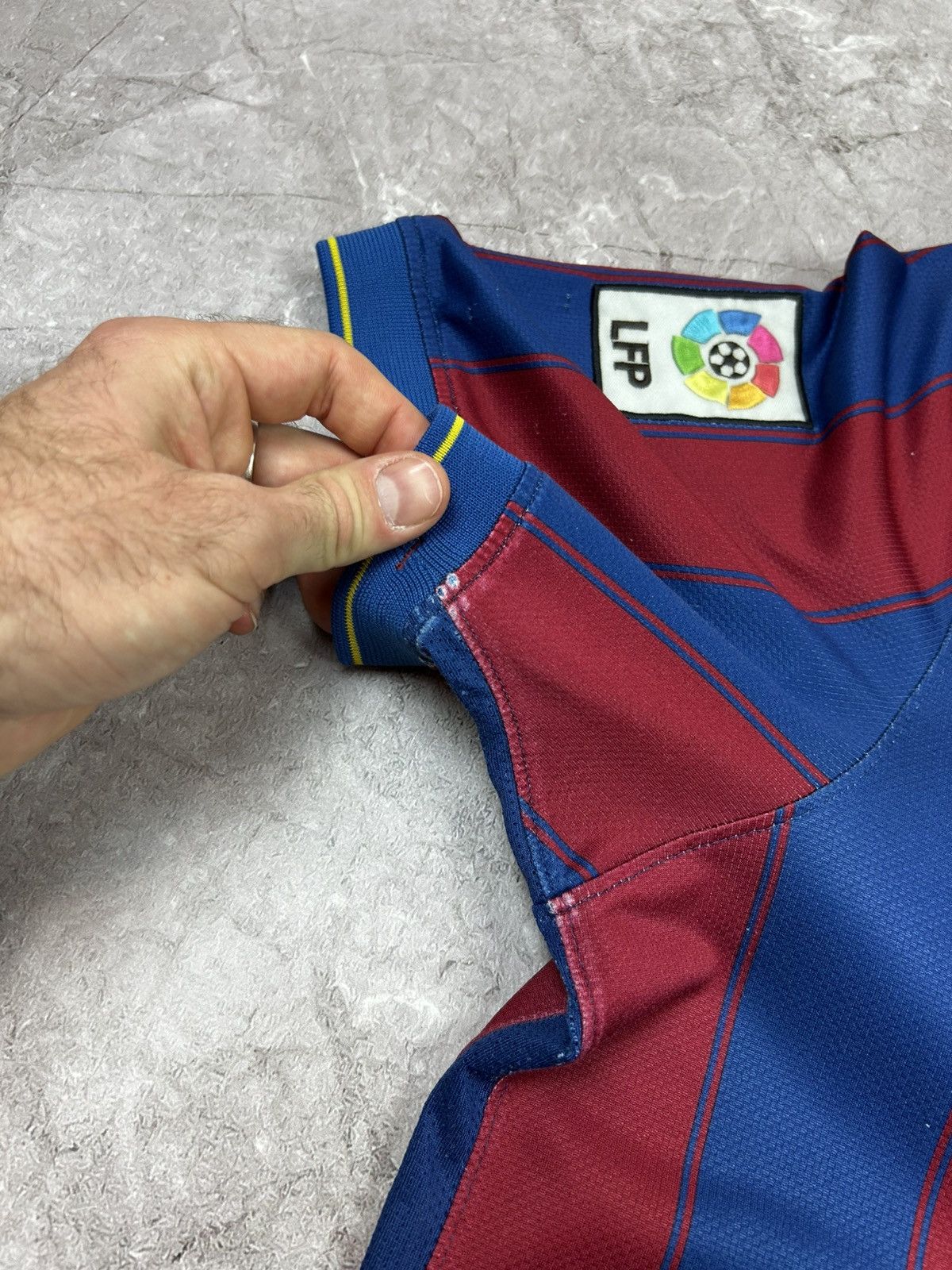 Nike FC BARCELONA 2010/2011 HOME FOOTBALL SOCCER JERSEY NIKE XLL Size US XXL / EU 58 / 5 - 12 Thumbnail