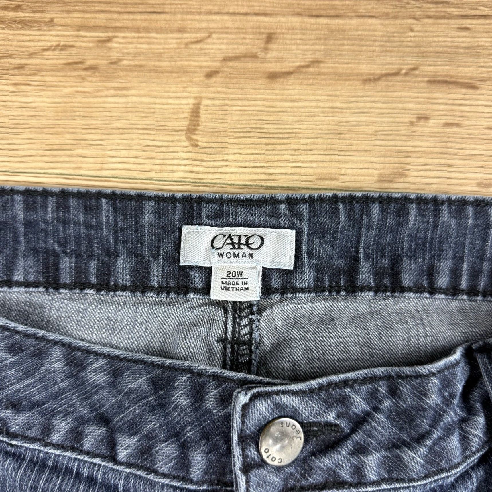 Vintage Cato Jeans Woman 20w Dark Blue Stretch Denim Wide Leg Flap Pockets Womens Plus Size 20w Blue Denim Pants Size 42" / US 20 - 2 Thumbnail
