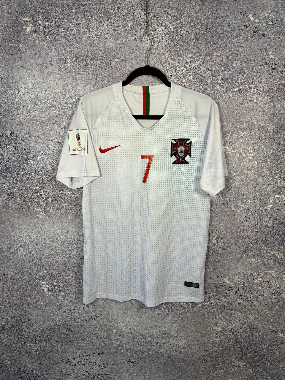 Vintage RONALDO Portugal National Team 2018 Fan Soccer Jersey Size US M / EU 48-50 / 2 - 1 Thumbnail