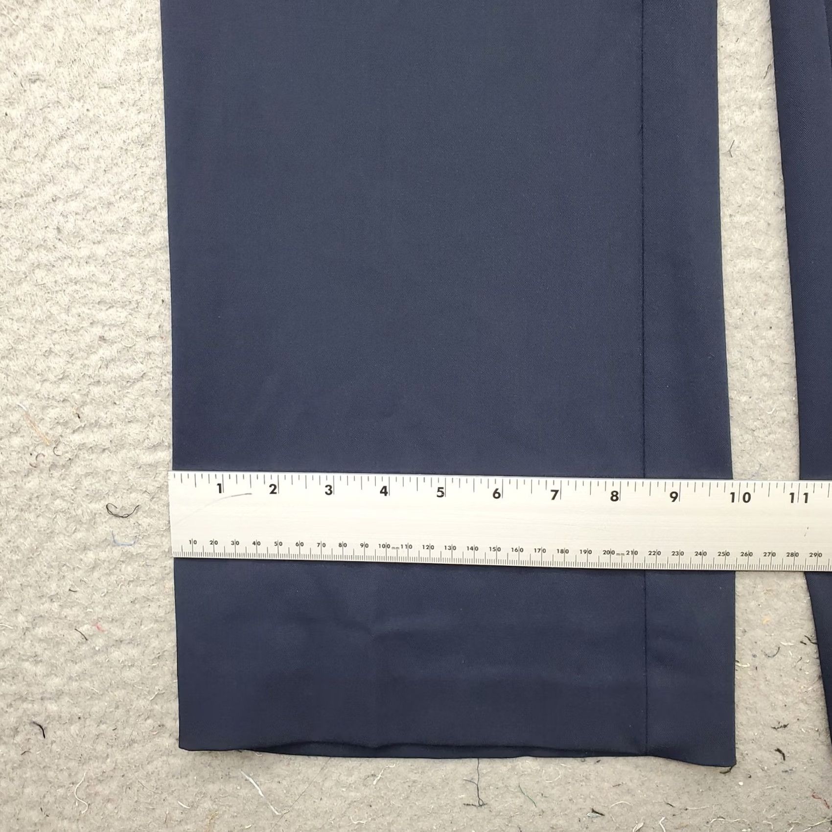 Alfani Alfani Navy Flat Front Trouser Pants Women 6 Button Fly Flared Leg 31" Inseam 2 Button Fly Size 28" / US 6 / IT 42 - 5 Thumbnail