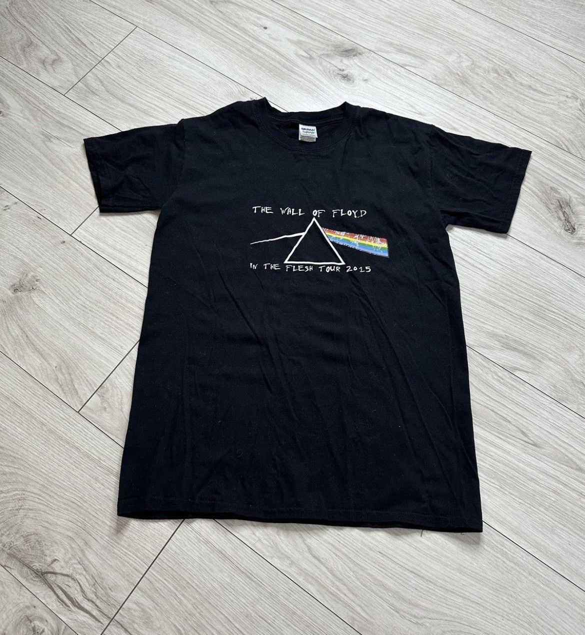 Band Tees × Pink Floyd × Vintage Well worn 2015 Pink Floyd T-Shirt Vintage Band tee Size US M / EU 48-50 / 2 - 1 Thumbnail