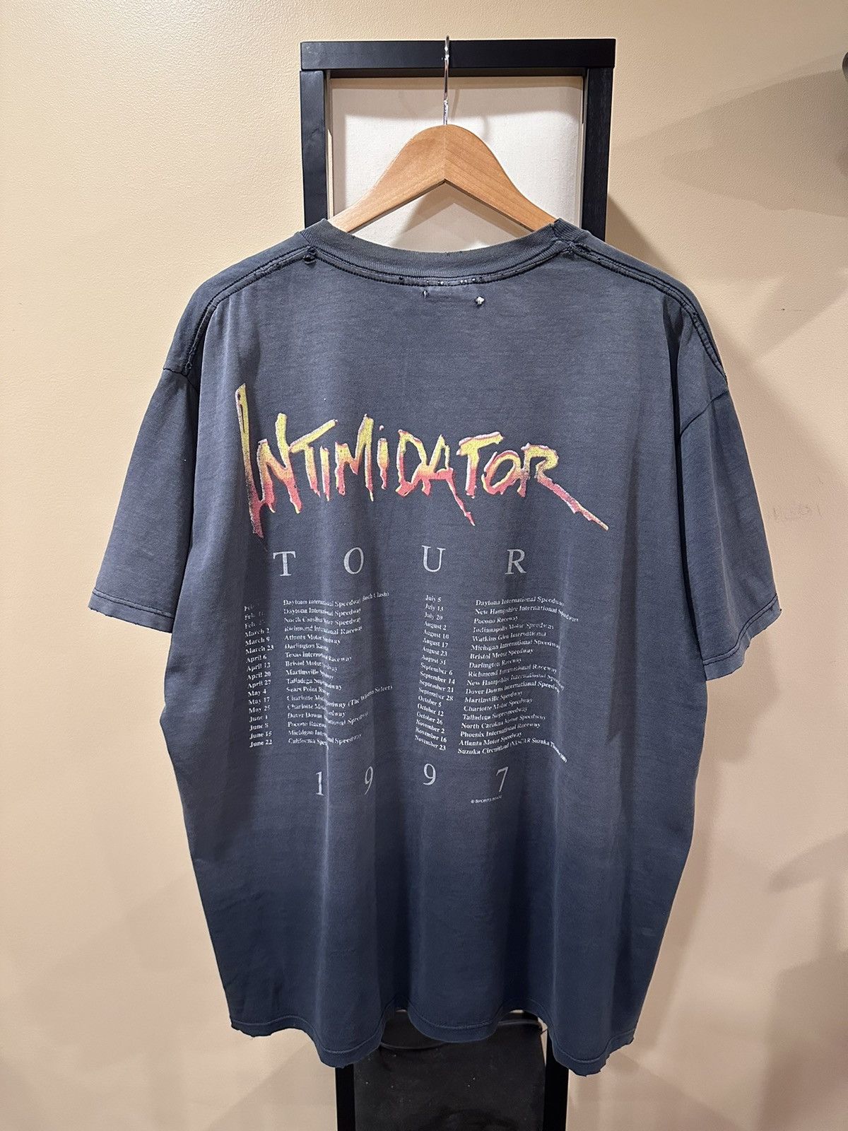 NASCAR Vintage Dale Earnhardt Winston Cup Tour 1997 Intimidator Tee Size US XXL / EU 58 / 5 - 2 Thumbnail