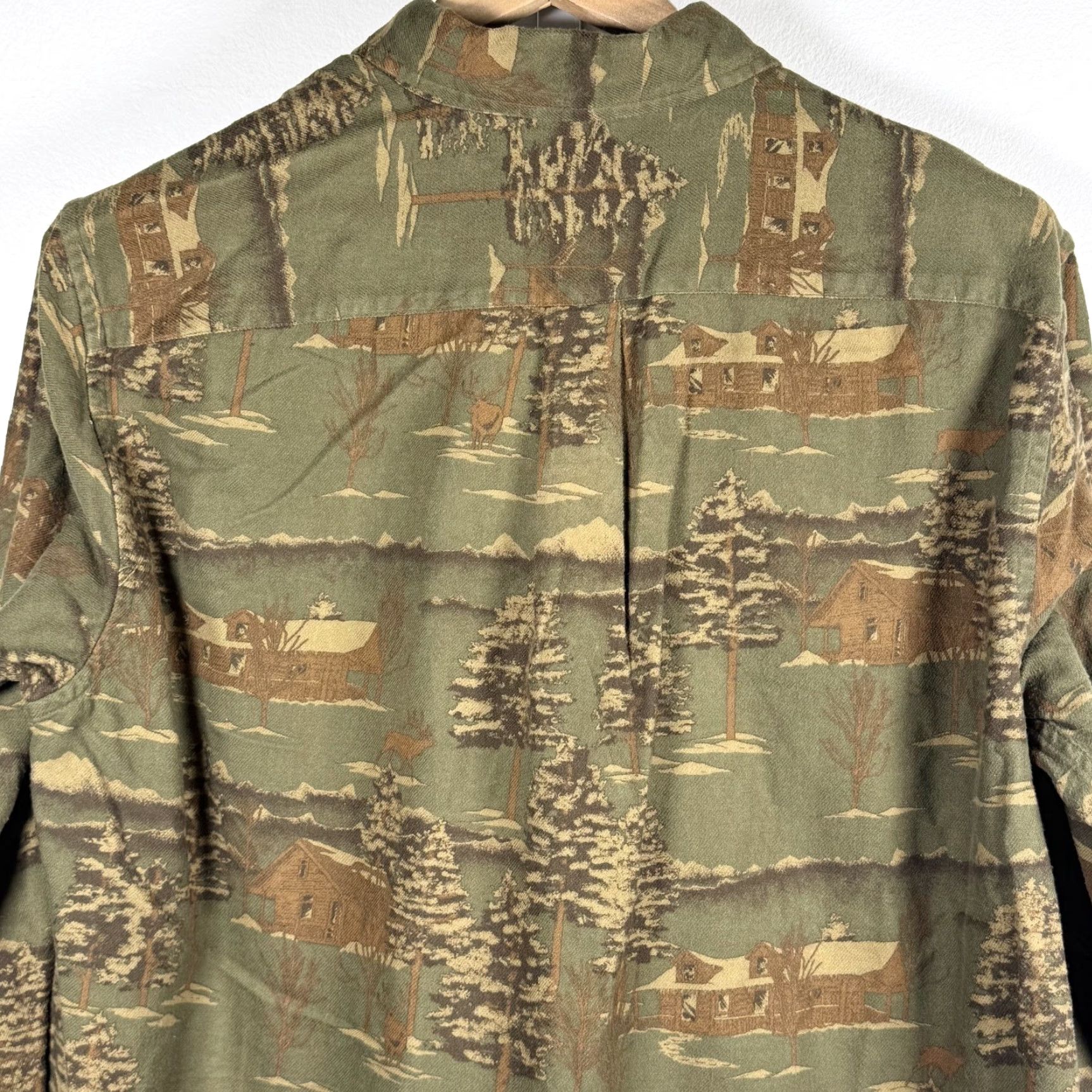 Eddie Bauer Vintage Eddie Bauer Shirt Button-Up Green Long Sleeve Size Large Mens Size US L / EU 52-54 / 3 - 4 Thumbnail