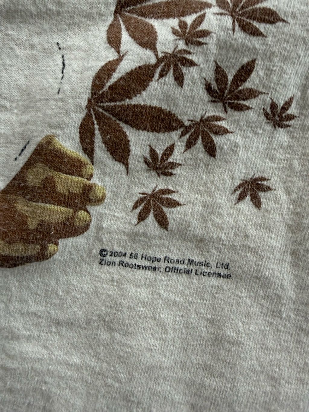 Zion Rootswear Zion Rootswear Bob Marley Graphic Tee XL Off-White Brown Size US XL / EU 56 / 4 - 3 Thumbnail