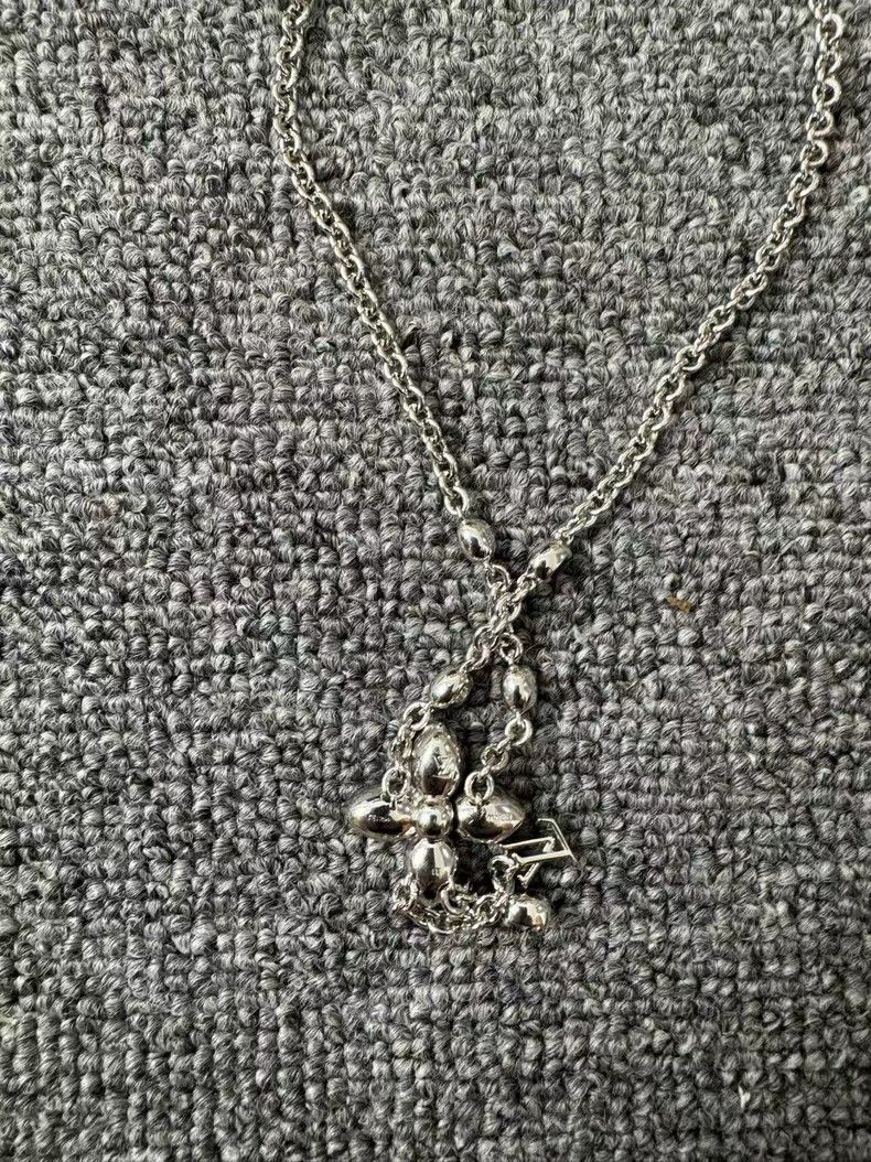 Louis Vuitton Louis Vuitton Floral pendant necklace Size ONE SIZE - 4 Thumbnail