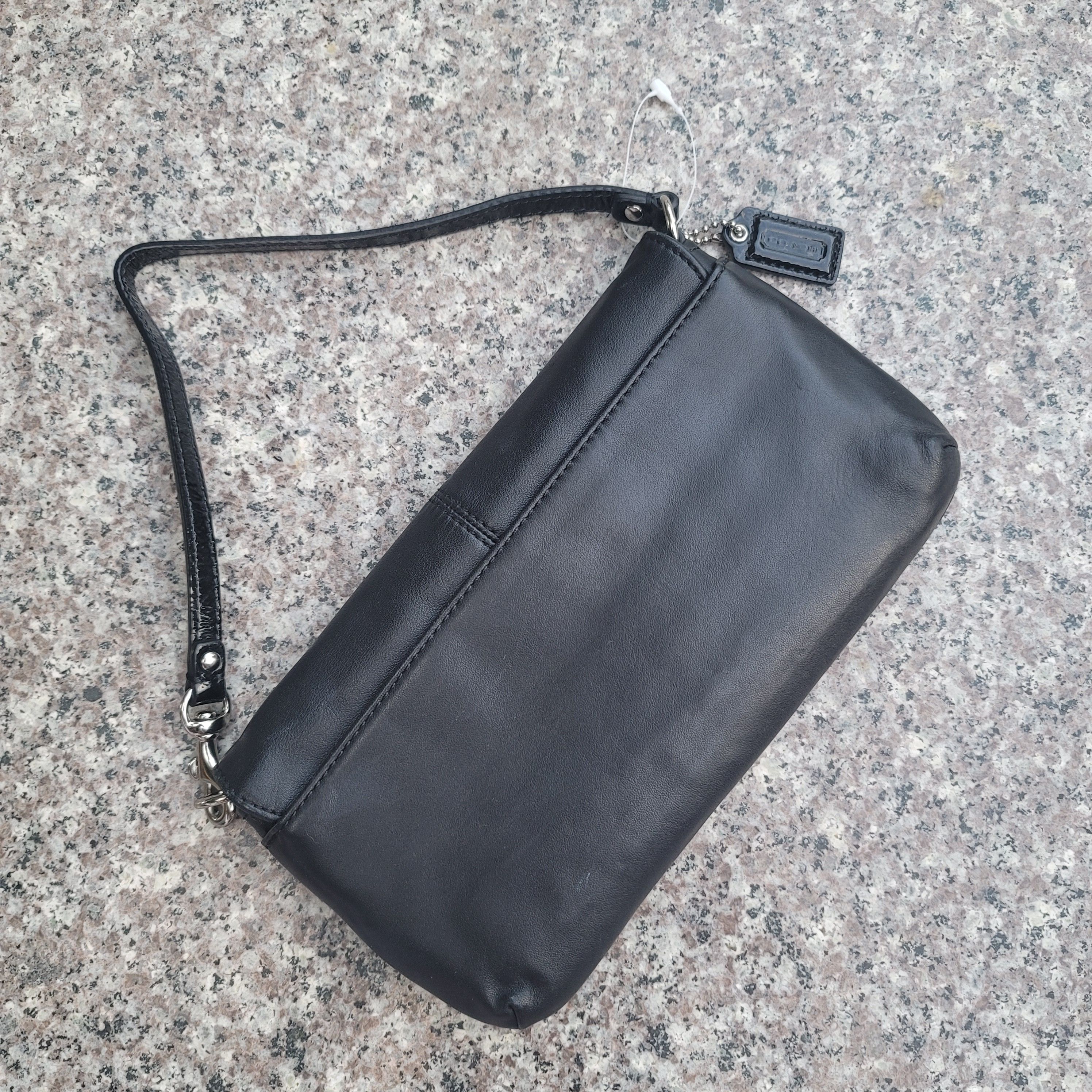 Coach Coach wristlet Size ONE SIZE - 12 Thumbnail