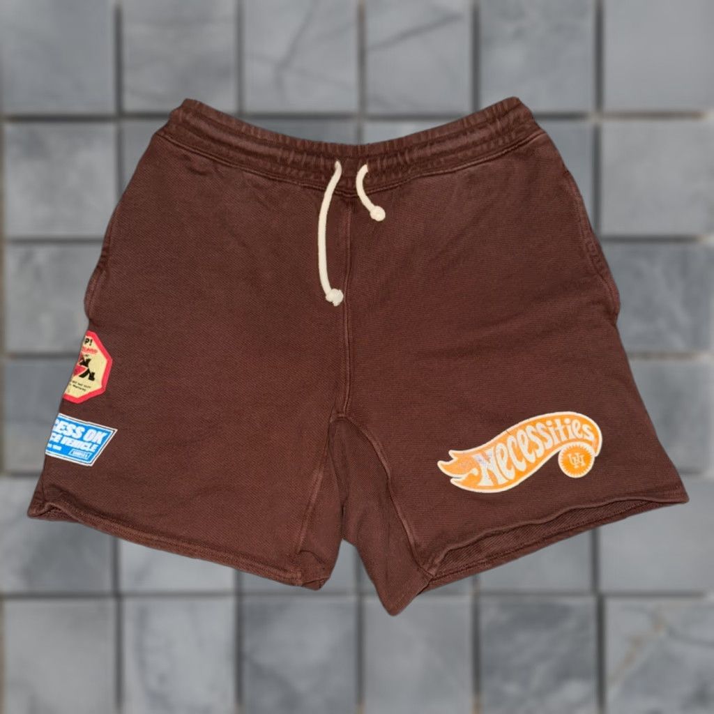 Vintage VINTAGE Urban Necessities Sweat Shorts Volleyball Brown S Men Streetwear Sports Size US 29 - 1 Thumbnail