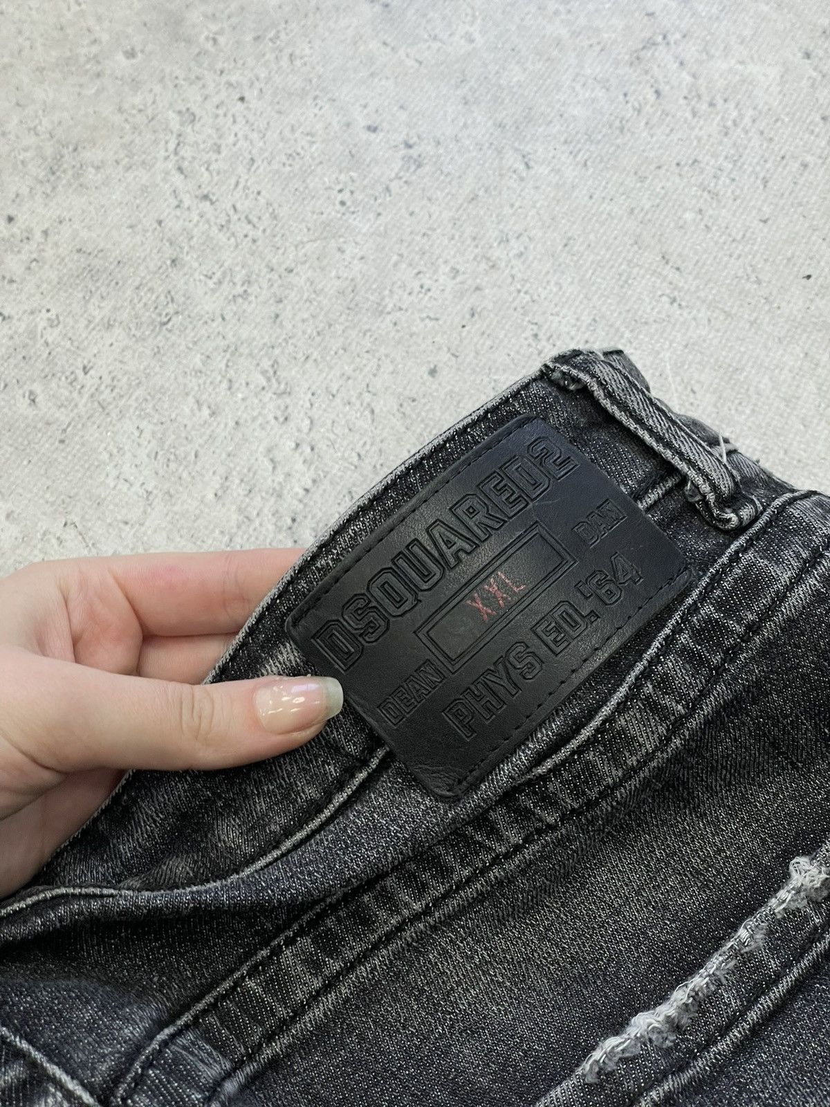 Dsquared2 Vintage slim Dsquared 2 slim black distressed jeans pants Size US 36 / EU 52 - 10 Thumbnail