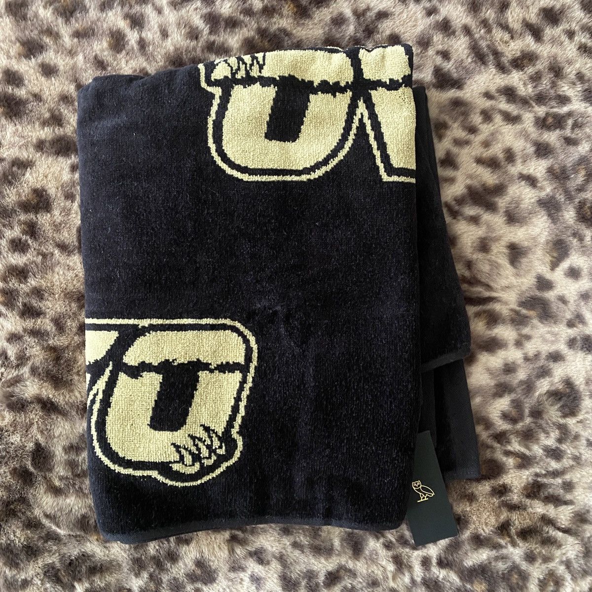 October's Very Own OVO Raptors Sideline Towel Black Gold Men’s FW21 Size ONE SIZE - 2 Thumbnail