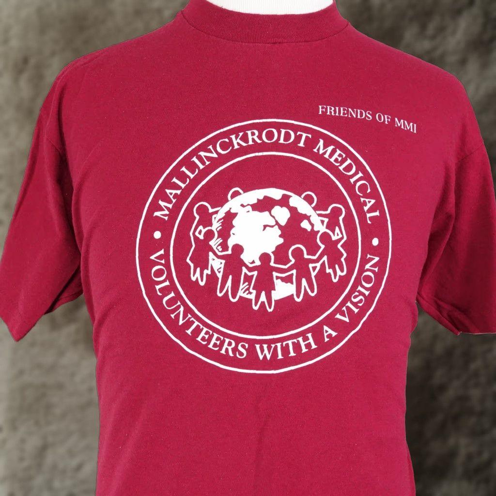 Fruit Of The Loom Vintage Medical Single Stitch USA Made T-Shirt Unisex Adult XL Burgundy Cotton 80s 90s Size US XL / EU 56 / 4 - 1 Thumbnail