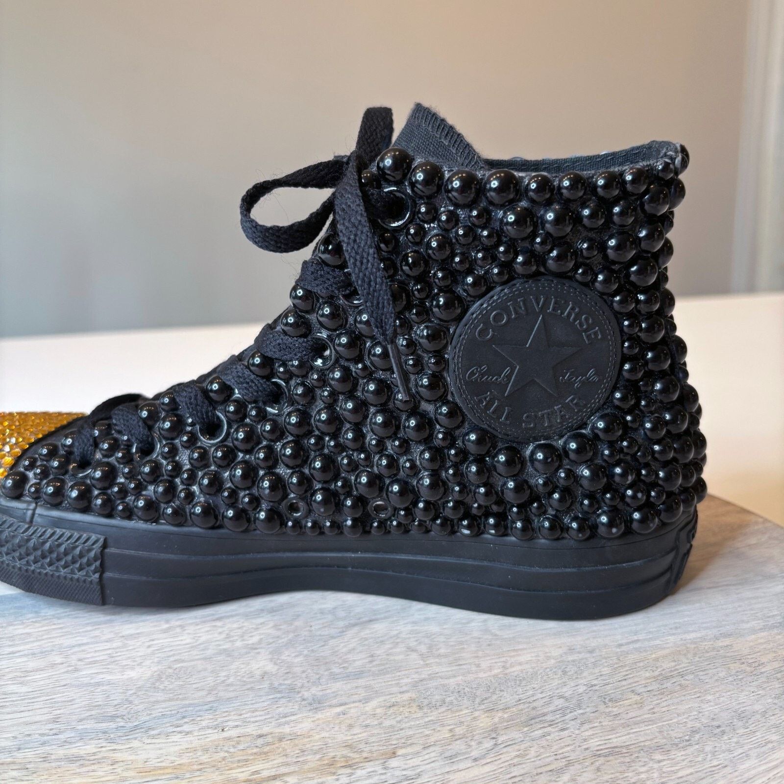 Converse Converse Women's Black & Gold Rhinestone Sneakers US Size 8 Size US 8 / IT 38 - 3 Thumbnail