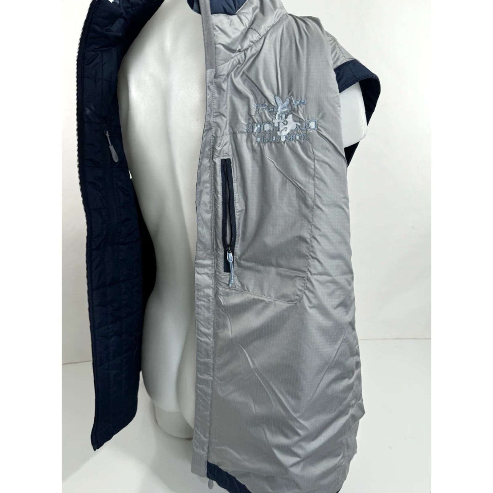 Vintage STIO DUCKHORN PORTFOLIO Vest Quilted XXL Primaloft Blue Men Width: 27" Pit to Pit 29" Length C10 Size US XXL / EU 58 / 5 - 6 Thumbnail
