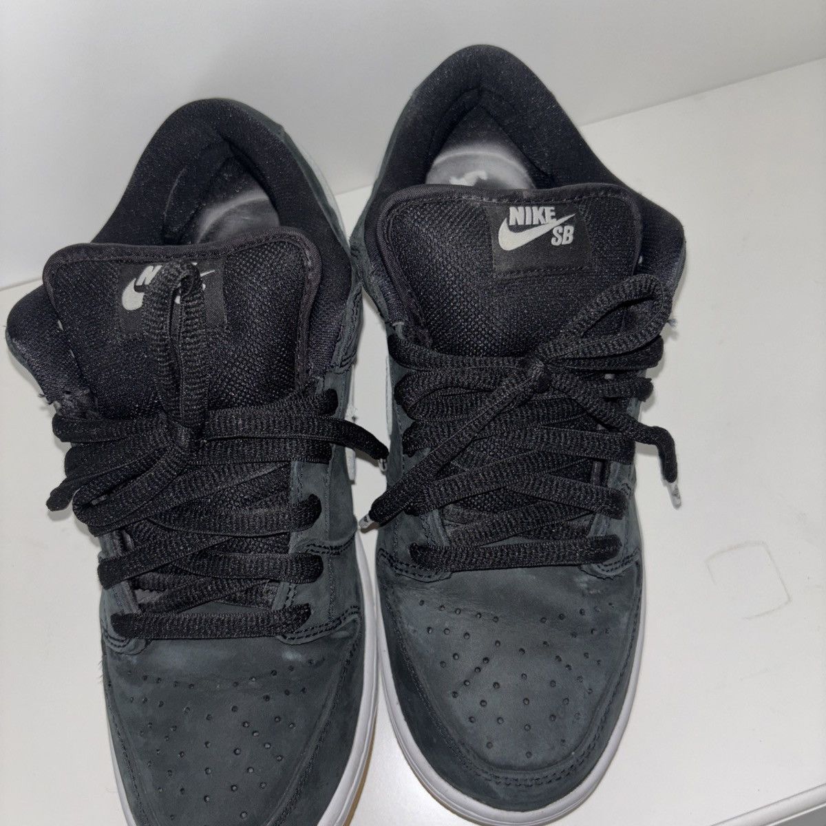 Nike SB Nike SB Dunk low black gum sz 9.5 Size US 9.5 / EU 42-43 - 6 Thumbnail