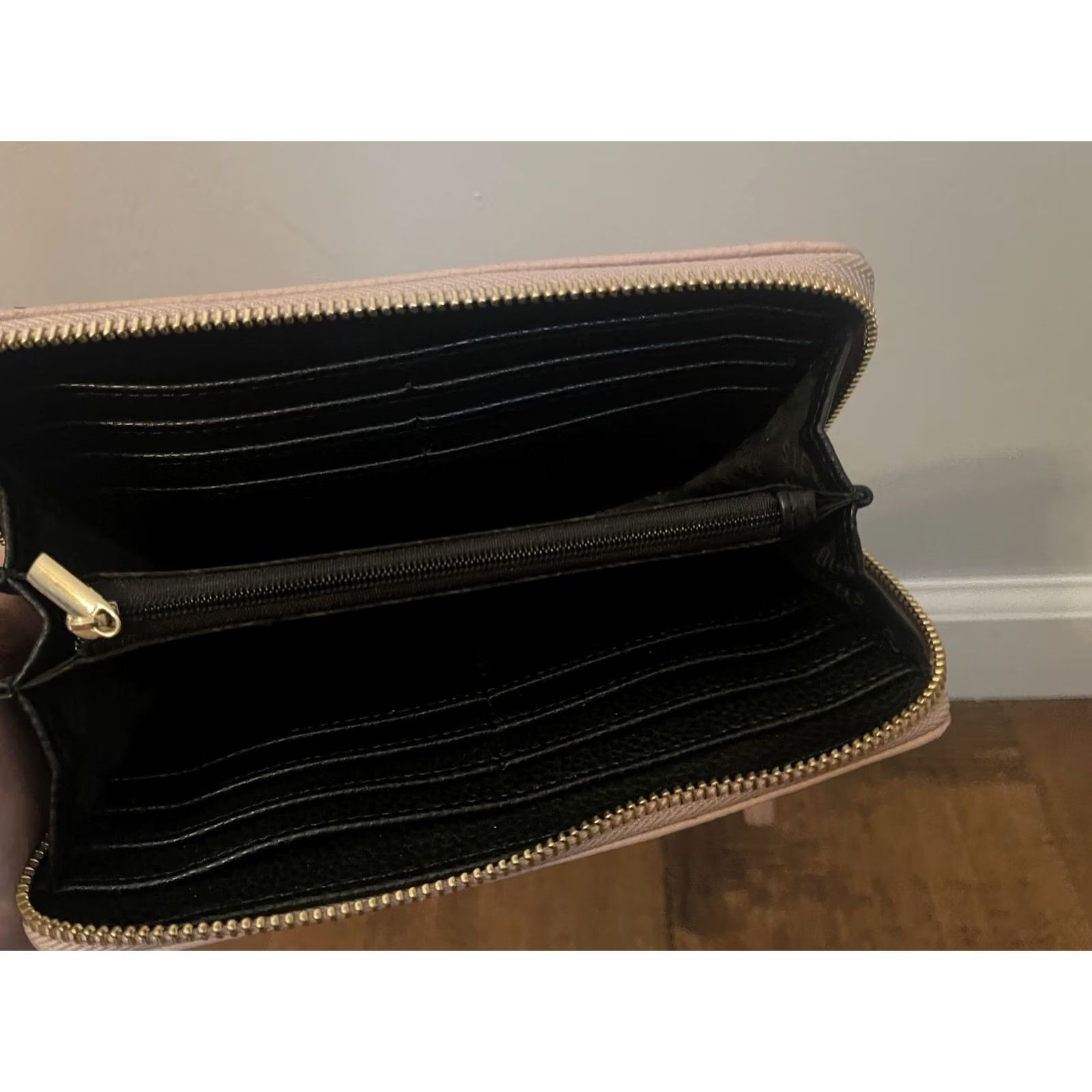 Steve Madden Steve Madden Blush Pink Zip Around Wristlet Clutch Purse 8" Womens Leather Pink Zip-Around Wristlet/Clutch 8" SM Size ONE SIZE - 4 Thumbnail