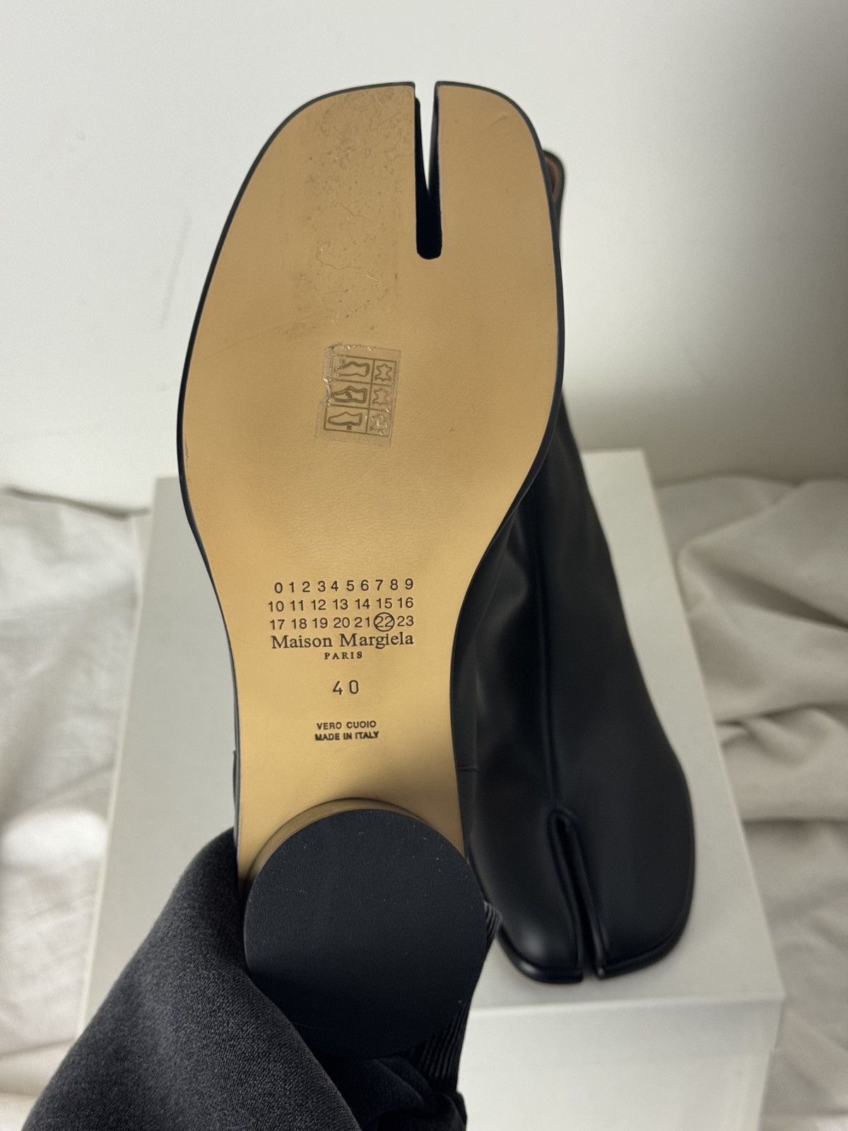 Maison Margiela Maison Margiela Tabi Ankle Boots - Black 40 Size US 7 / EU 40 - 8 Thumbnail