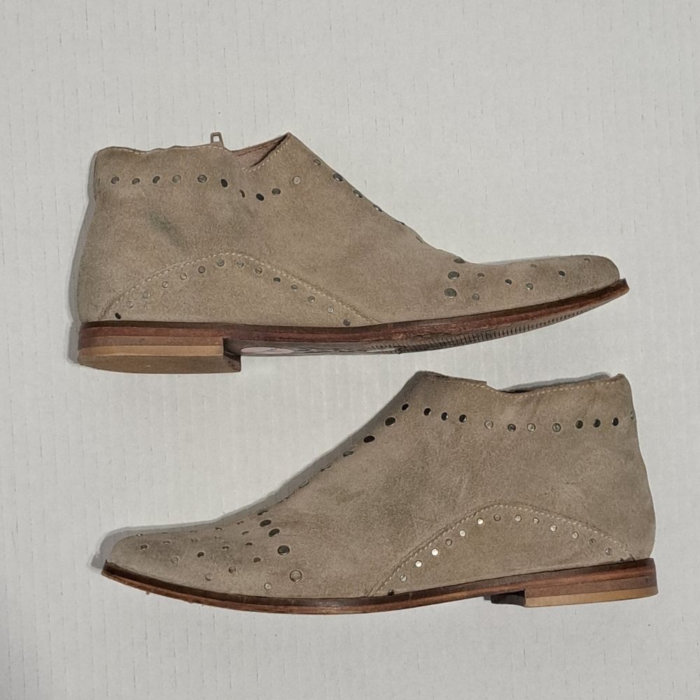 Free People Free People Aquarian Studded Leather Distressing Suede Ankle Boots Taupe Size 6 Size US 6 / IT 36 - 9 Thumbnail