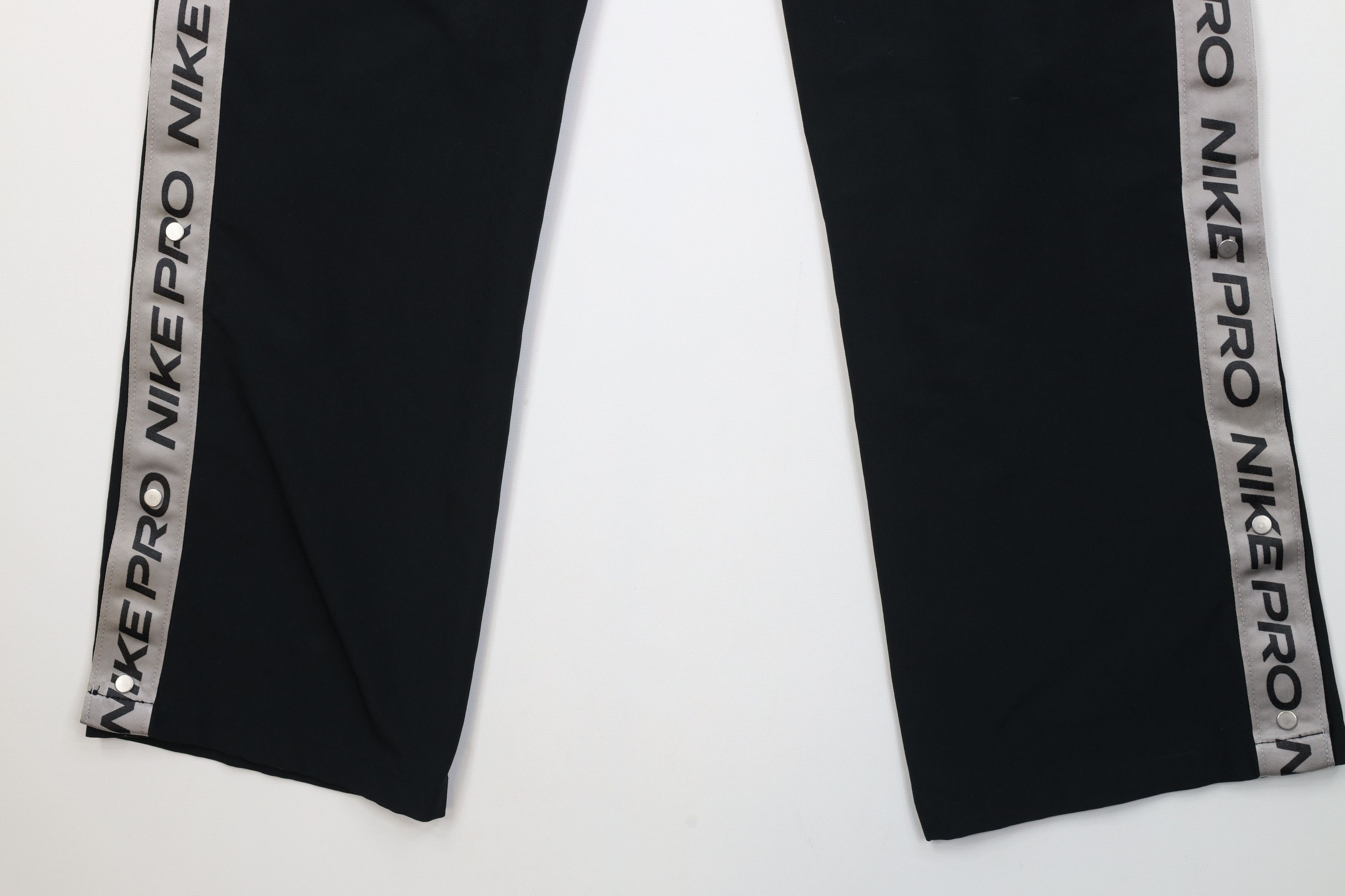Nike Vintage Y2K Nike Pro Combat Scott Mini Swoosh Tearaway Pants Size 28" / US 6 / IT 42 - 4 Thumbnail