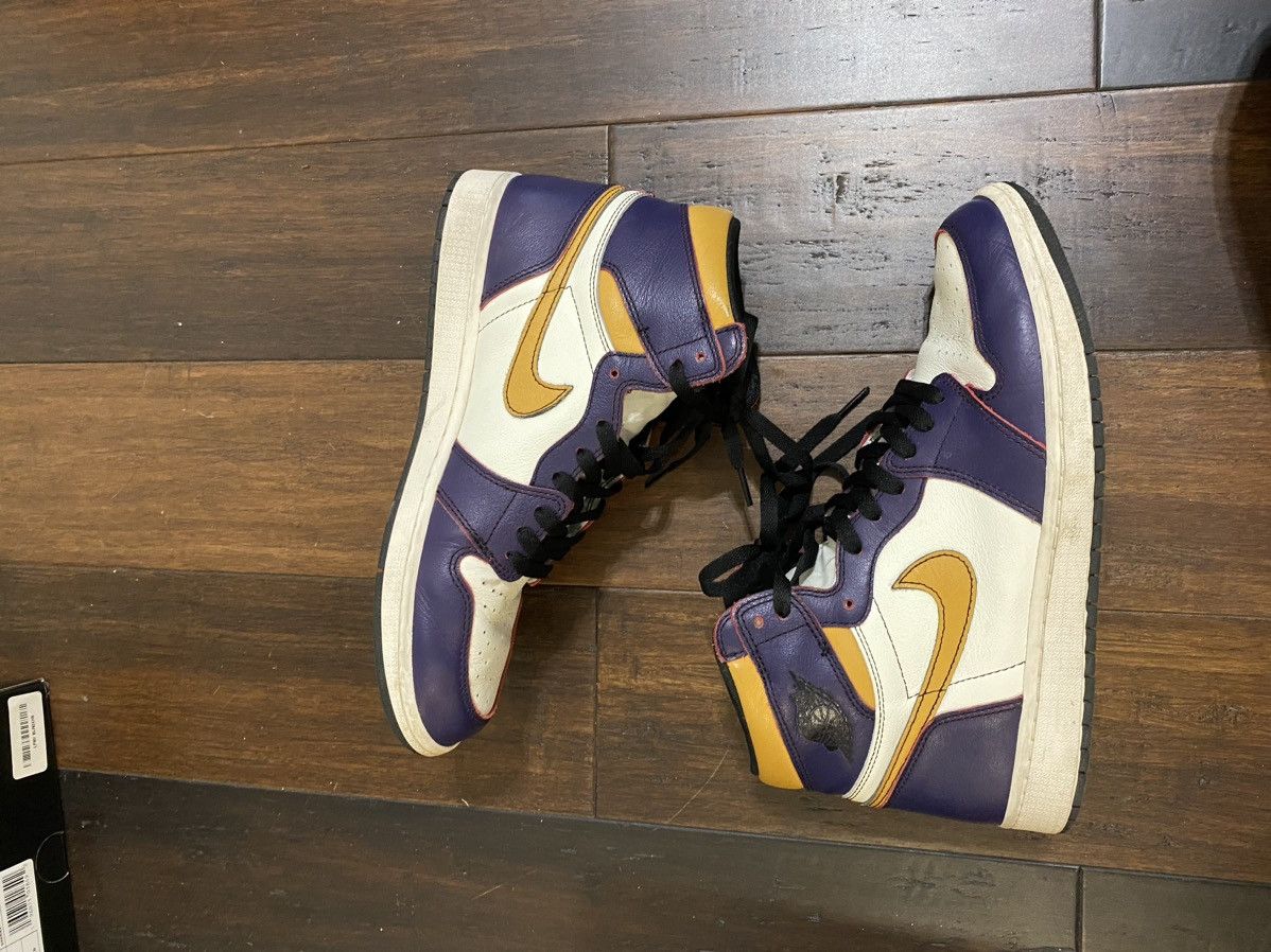 image of Jordan Nike Sb Jordan 1 La To Chicago Shoes in White, Men's (Size 11)