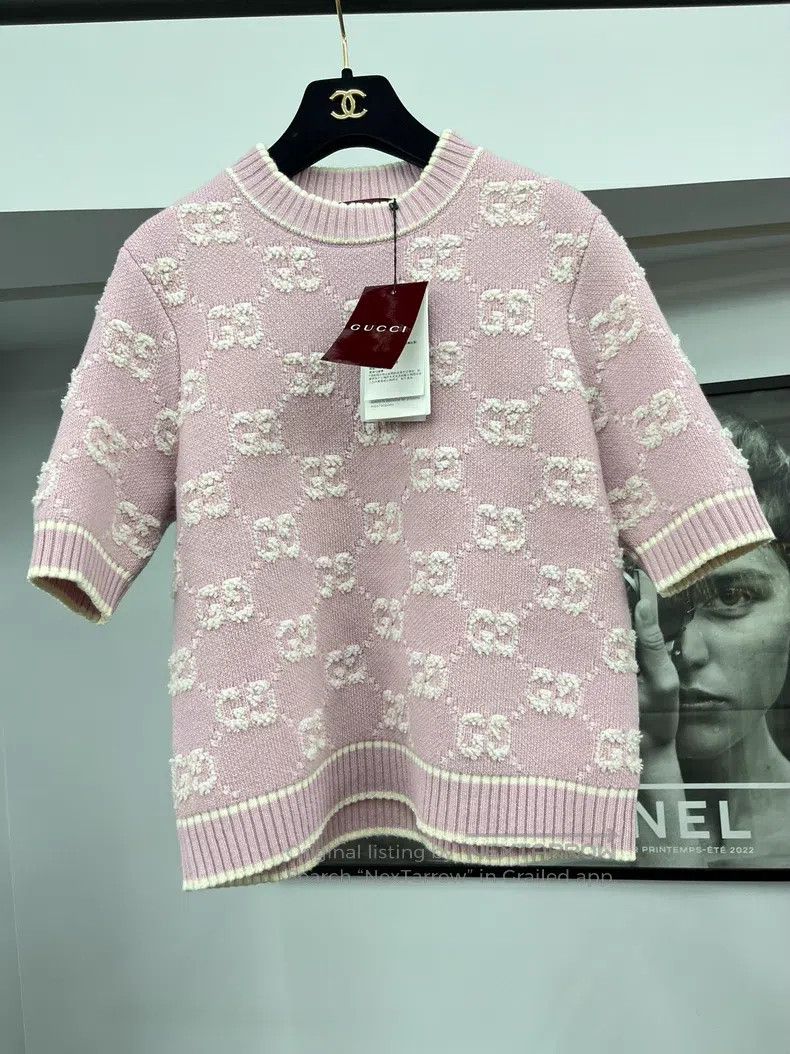 Gucci Gucci Pink full logo knitted short sleeves Size M / US 6-8 / IT 42-44 - 1 Thumbnail