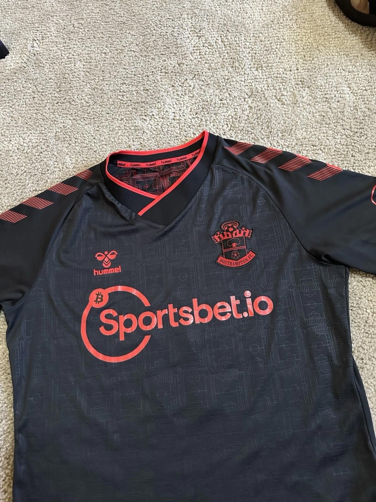Hummel Southampton 2021-22 Football Shirt Jersey Ward-Prowse #8 Size US L / EU 52-54 / 3 - 3 Thumbnail