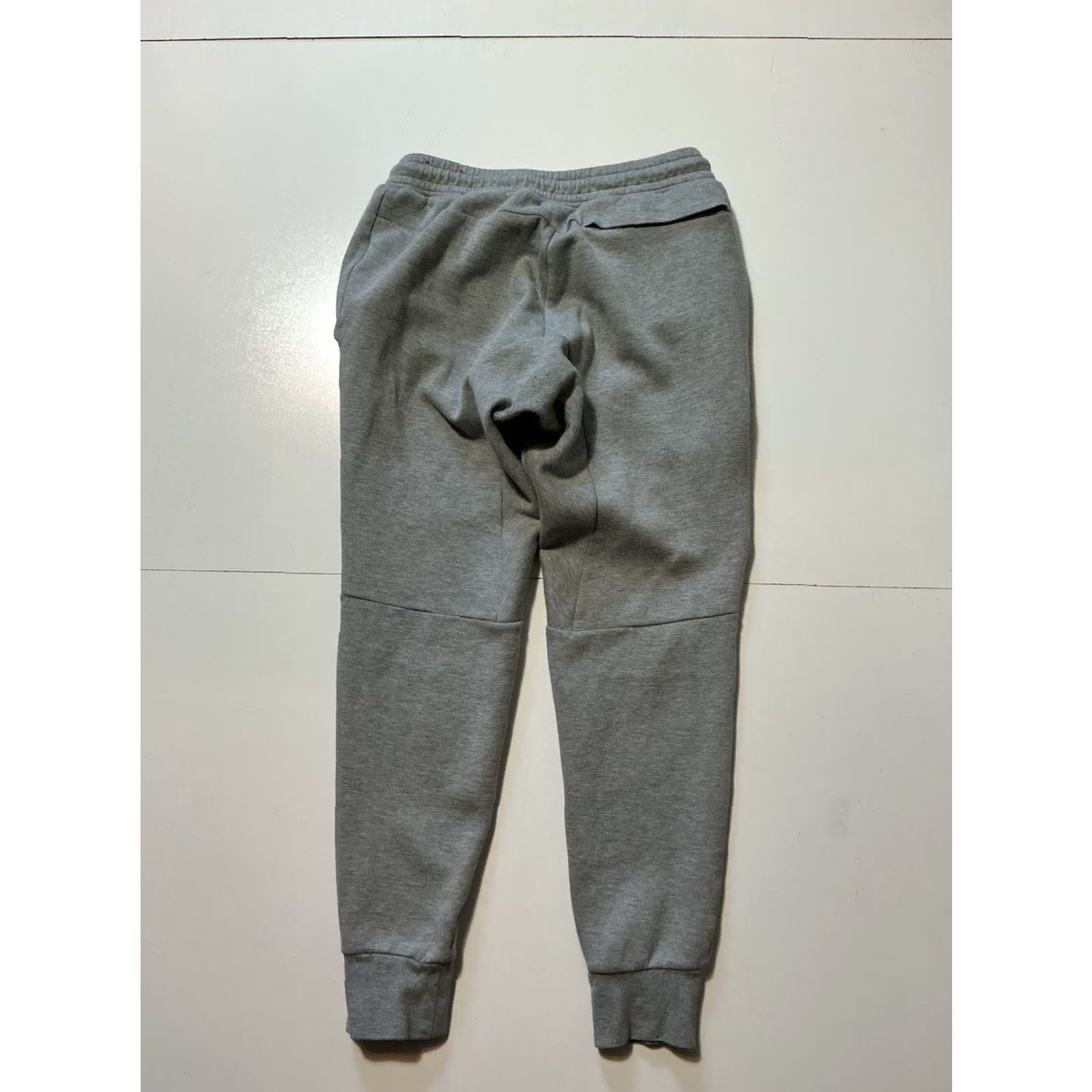 Nike VINTAGE Nike NSW Sportswear Tech Fleece 1MM Heather Grey Black Jogger Sweatpants Sz. S Mens Sweatpants Size US 29 - 5 Thumbnail